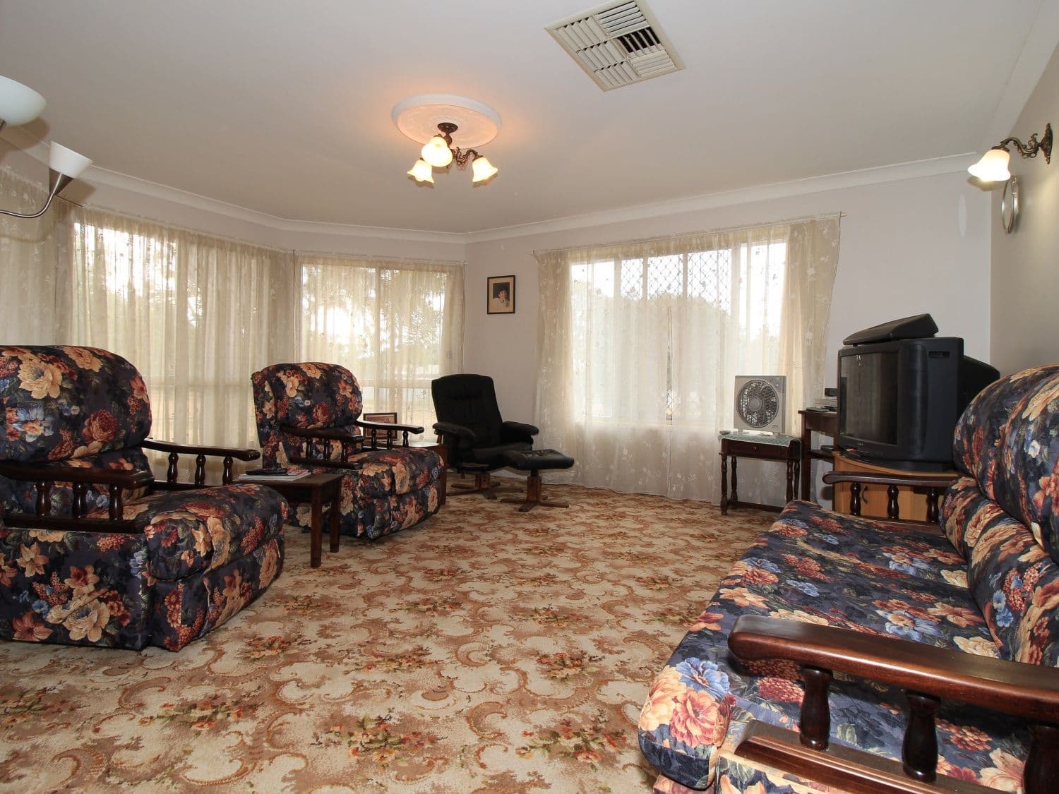 23B Crendon Street, Emerald QLD 4720, Emerald - Thumbnail 7