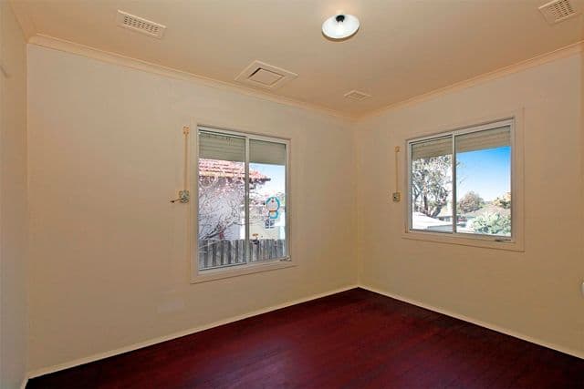 25 Nisbett Street, RESERVOIR VIC 3073, Reservoir - Thumbnail 5