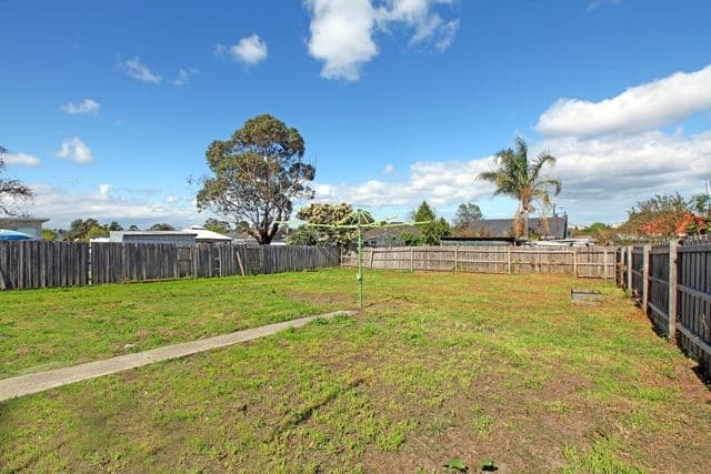 25 Nisbett Street, RESERVOIR VIC 3073, Reservoir - Thumbnail 6