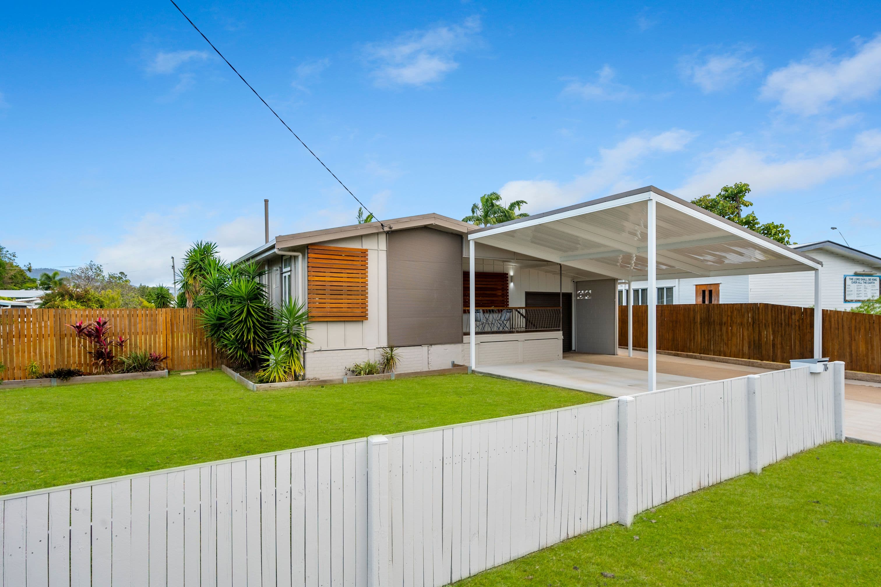 76 Hammett Street, Currajong QLD 4812, Currajong - Image 1