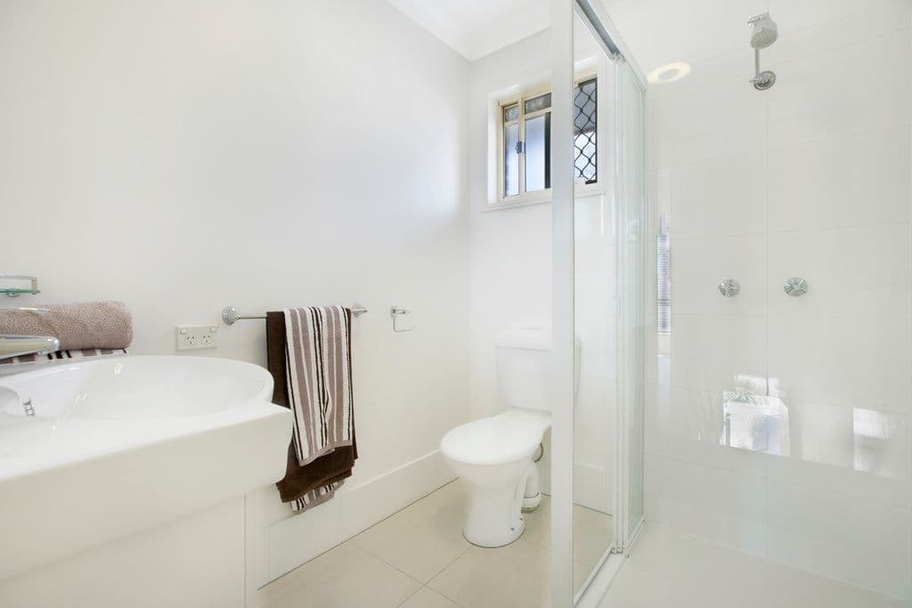 31-33 Holland Crescent, CAPALABA QLD 4157, Capalaba - Image 1