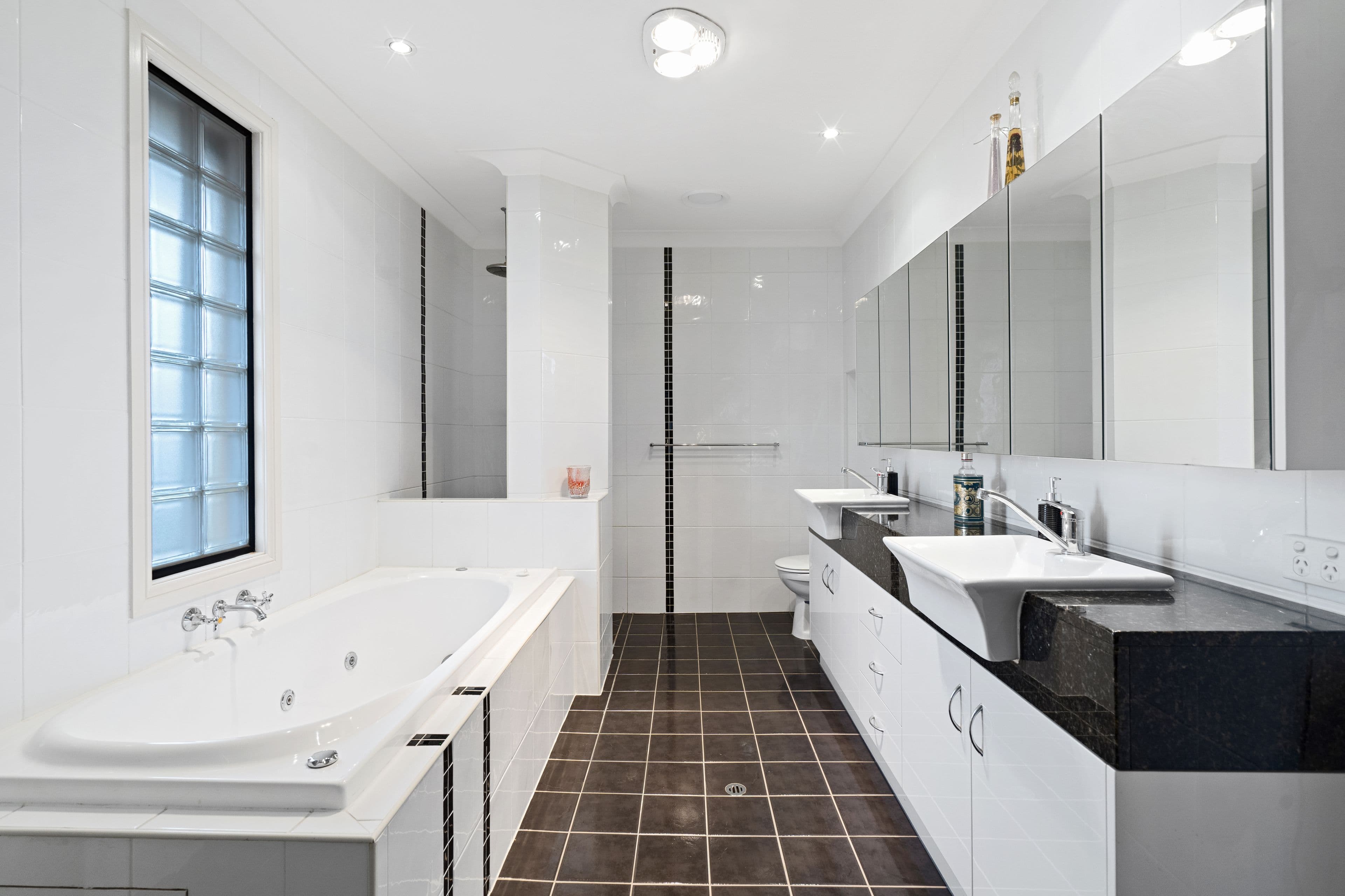 93 Wadley Street, Macgregor QLD 4109, Macgregor - Thumbnail 8