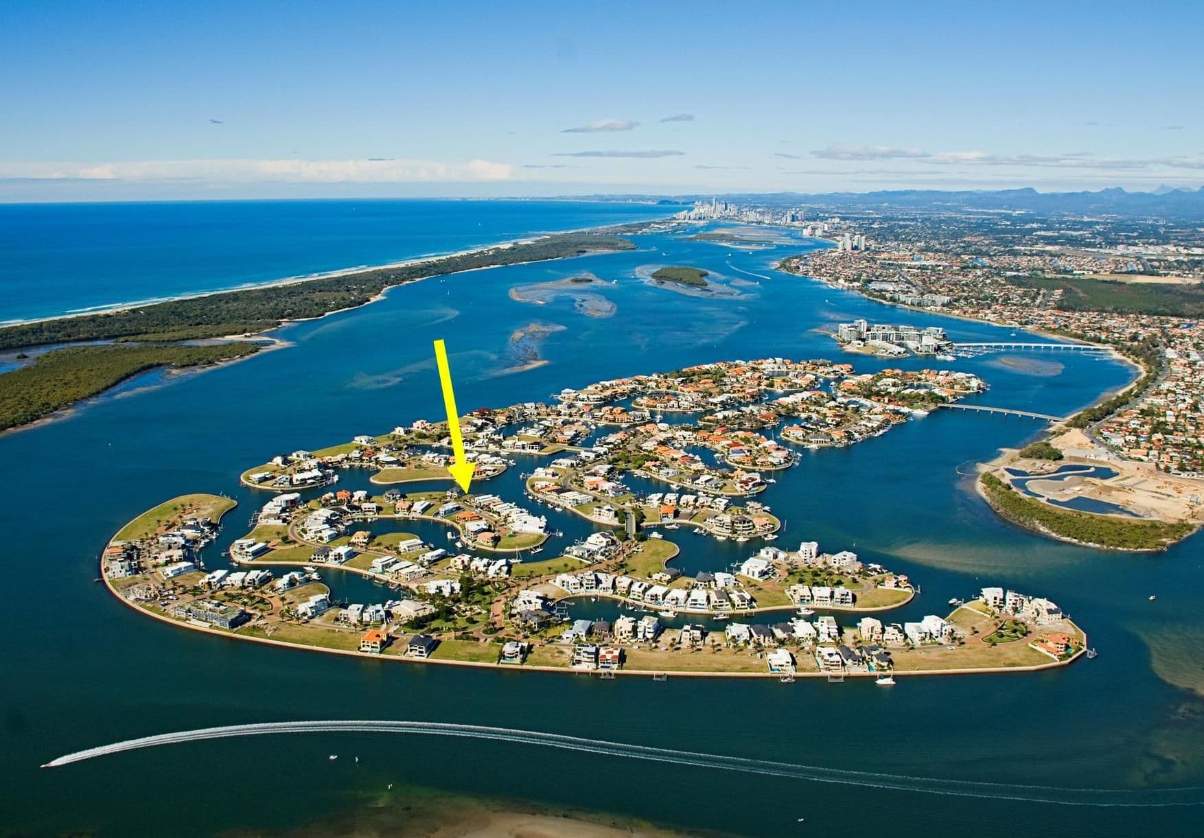 70 Royal Albert Crescent, SOVEREIGN ISLANDS QLD 4216, Sovereign Islands - Image 1
