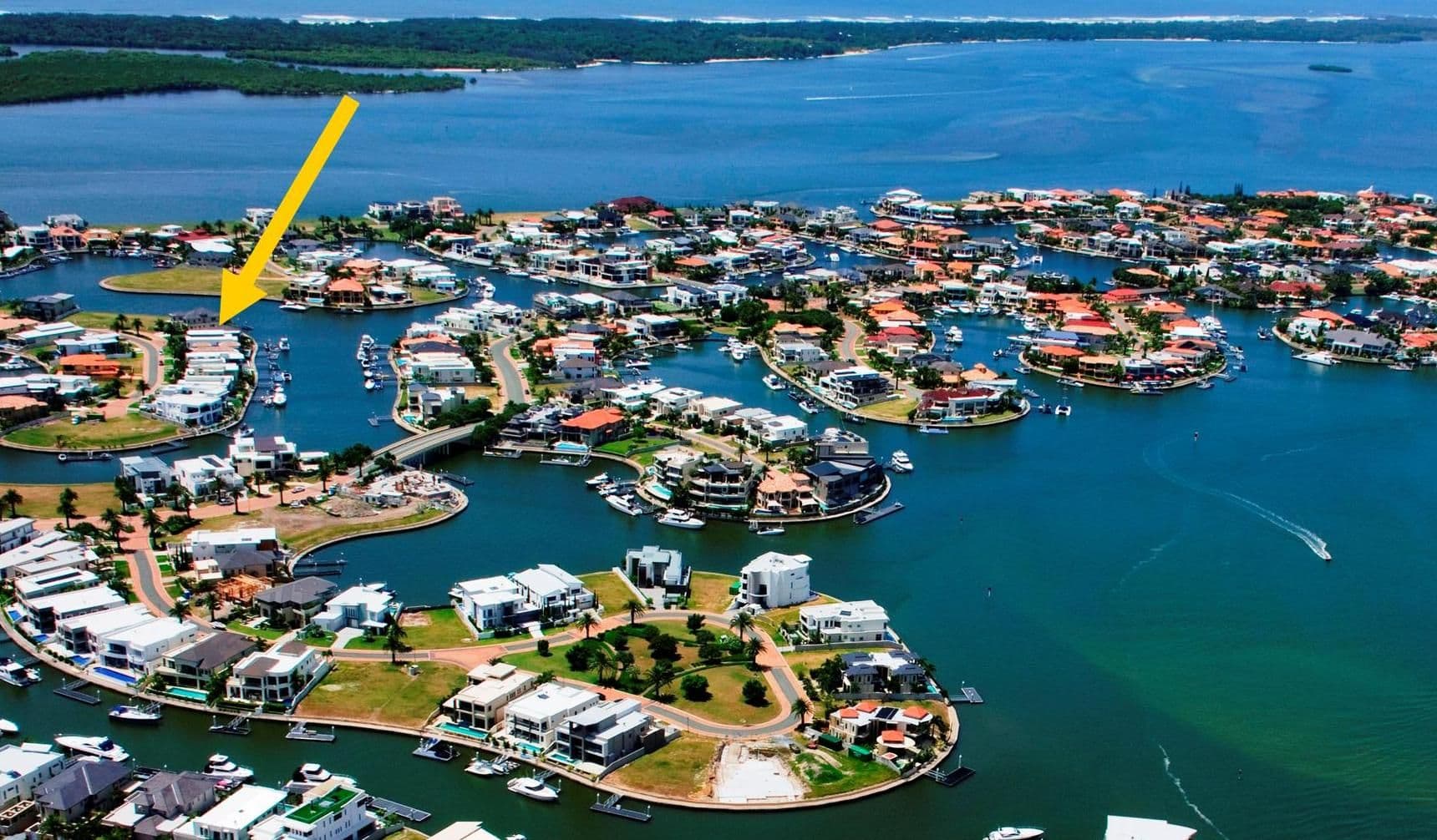 70 Royal Albert Crescent, SOVEREIGN ISLANDS QLD 4216, Sovereign Islands - Thumbnail 5