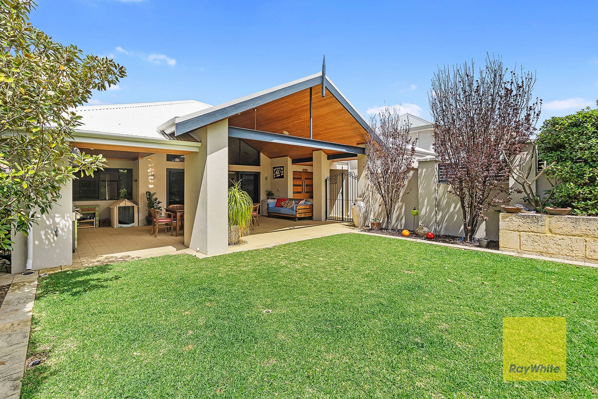 22 Neville Road, Dalkeith WA 6009, Dalkeith - Thumbnail 4
