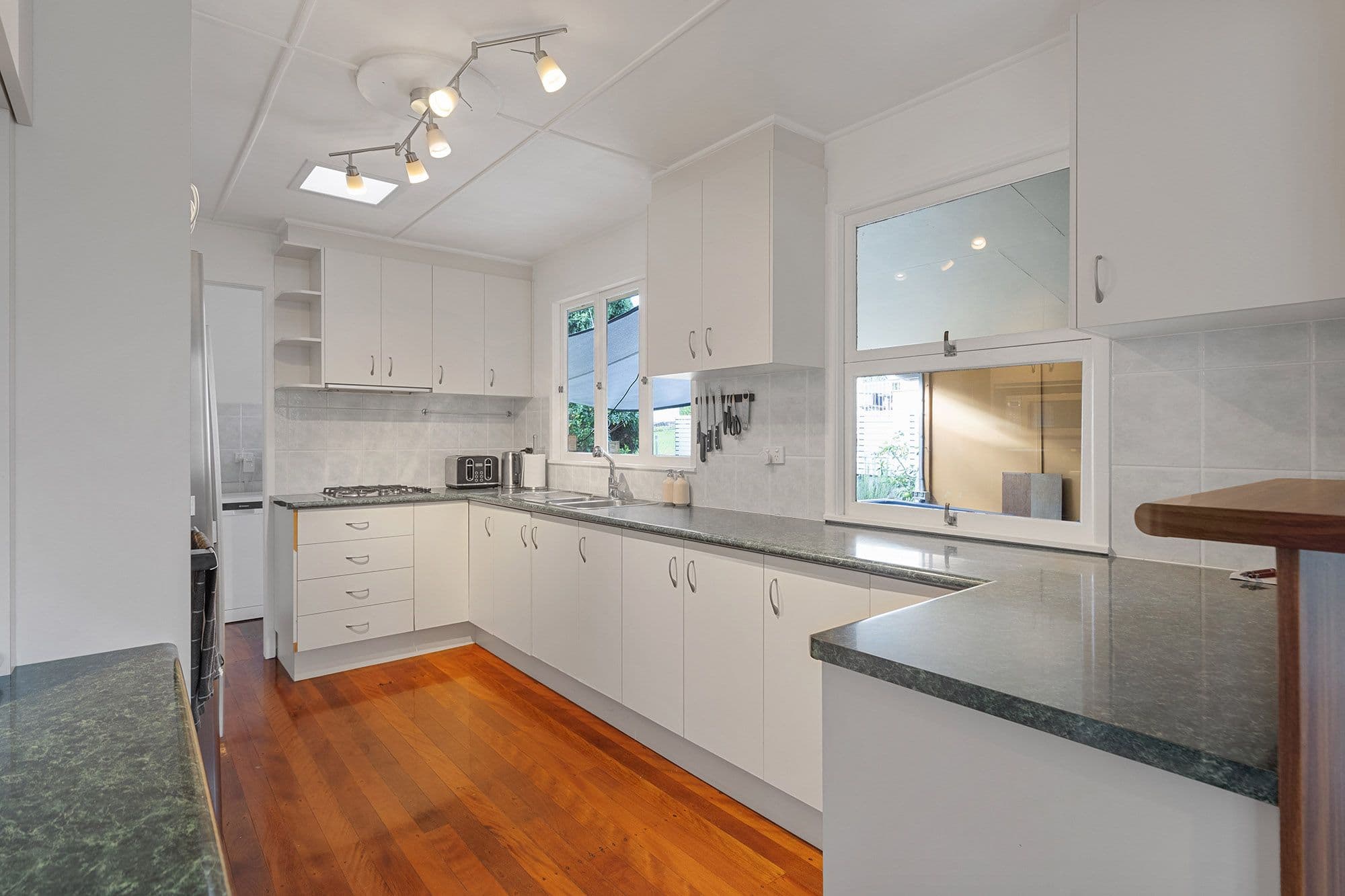 4 Enderby Street, Mount Gravatt East QLD 4122, Mount Gravatt East - Thumbnail 7
