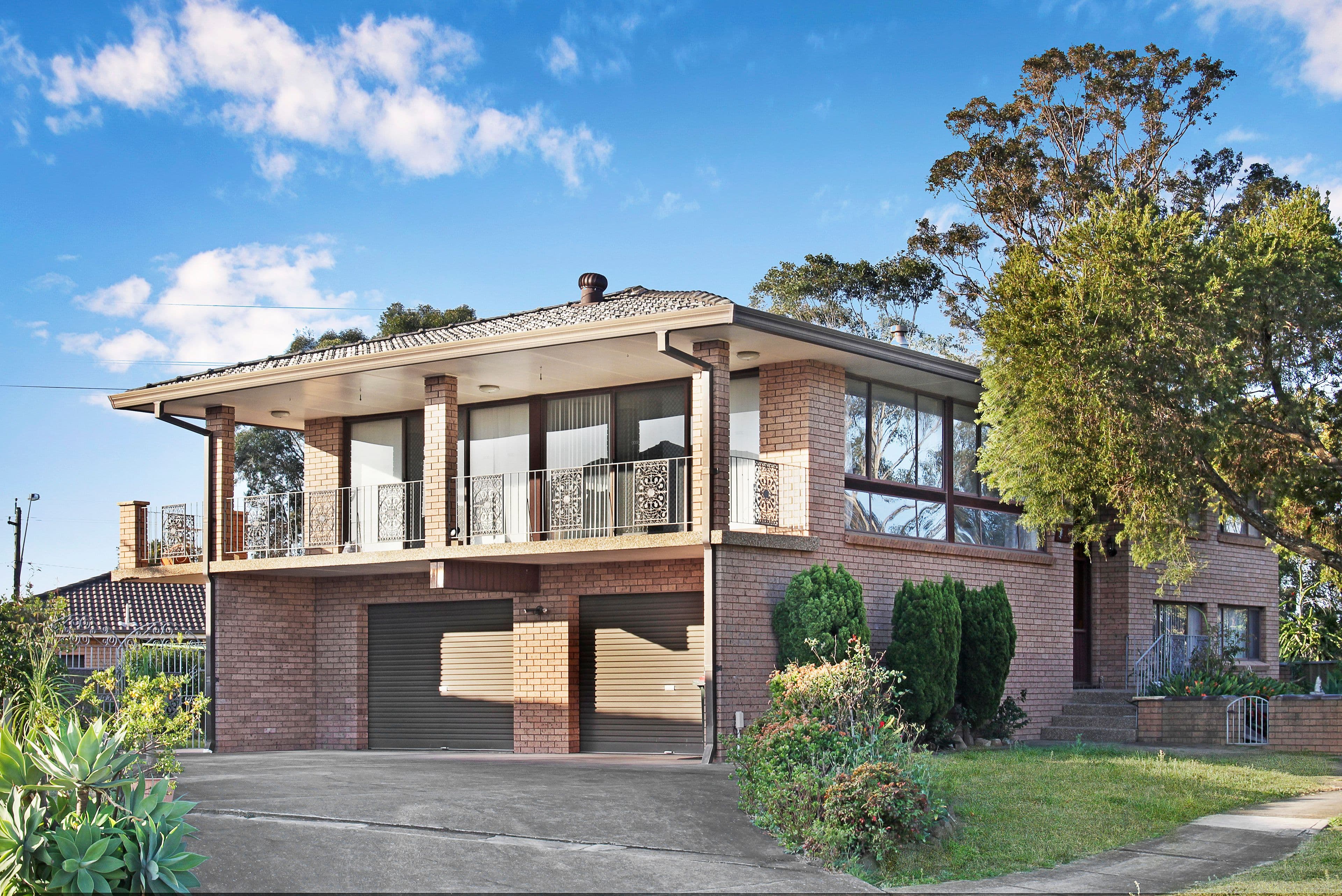 6 Nesbitt Place, Prairiewood - Image 1