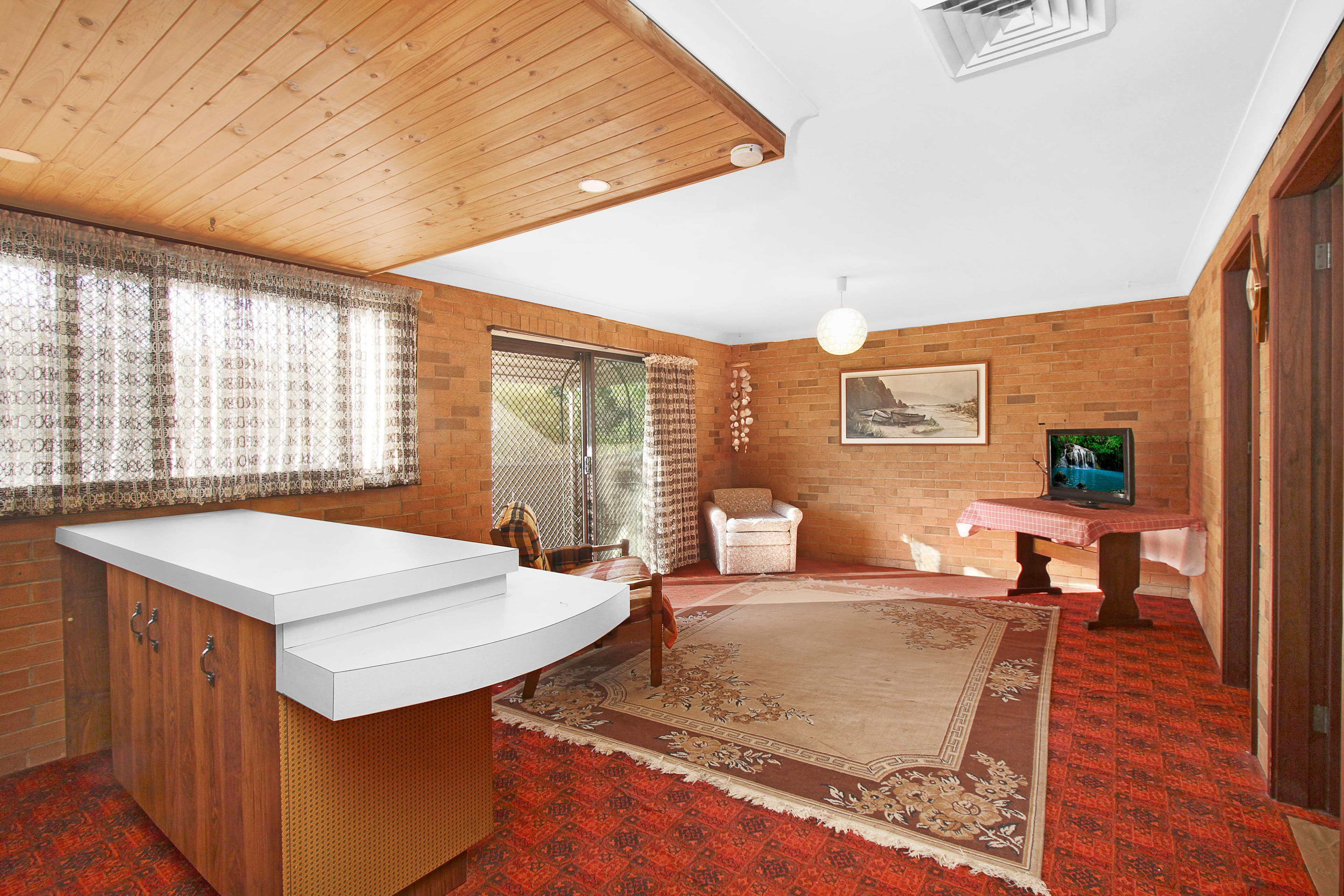 6 Nesbitt Place, Prairiewood - Thumbnail 5
