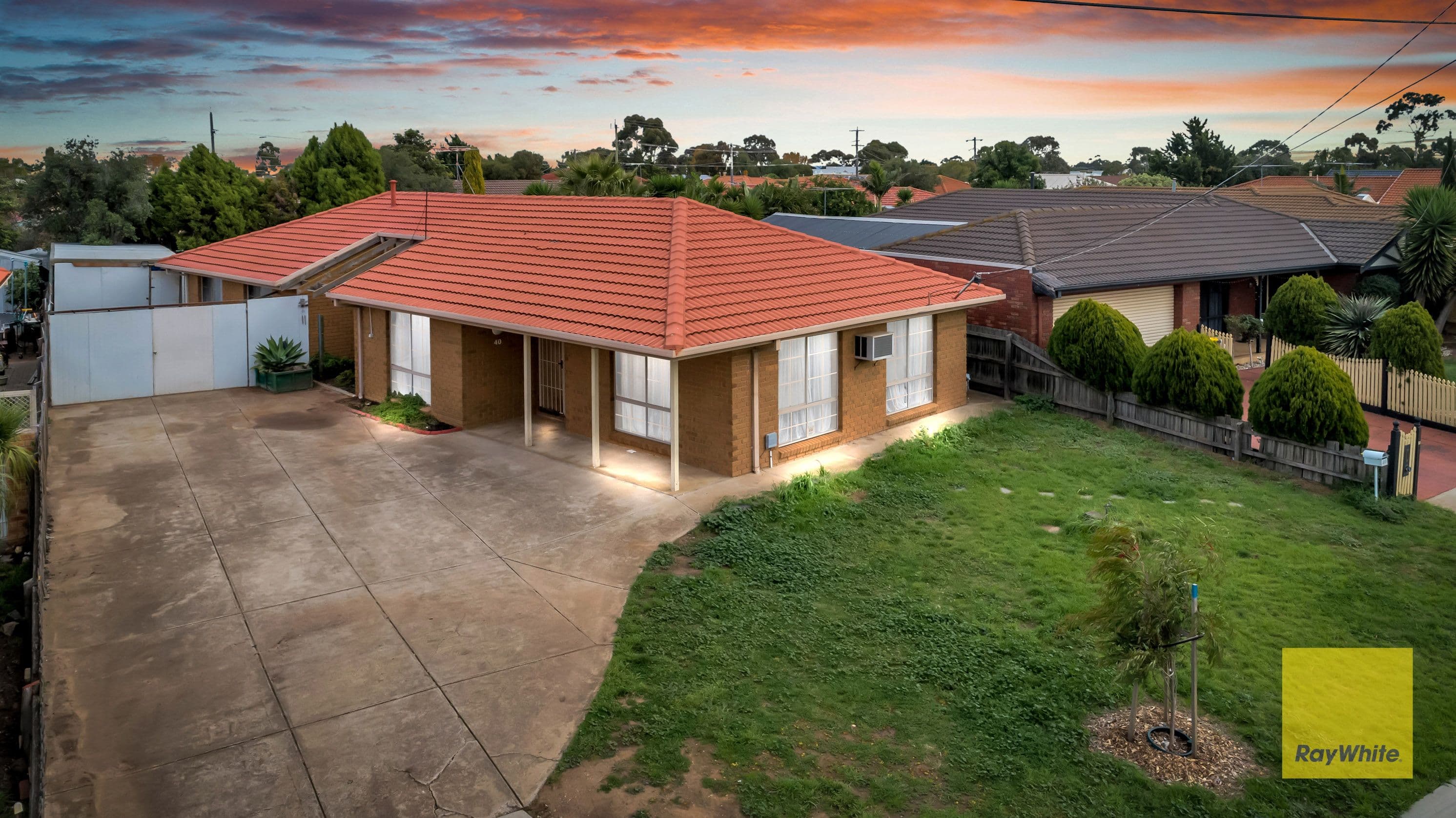 40 Mirambeek Road, Hoppers Crossing VIC 3029, Hoppers Crossing - Thumbnail 2
