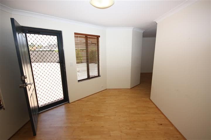 20A Charlwood Way, MORLEY WA 6062, Morley - Thumbnail 2