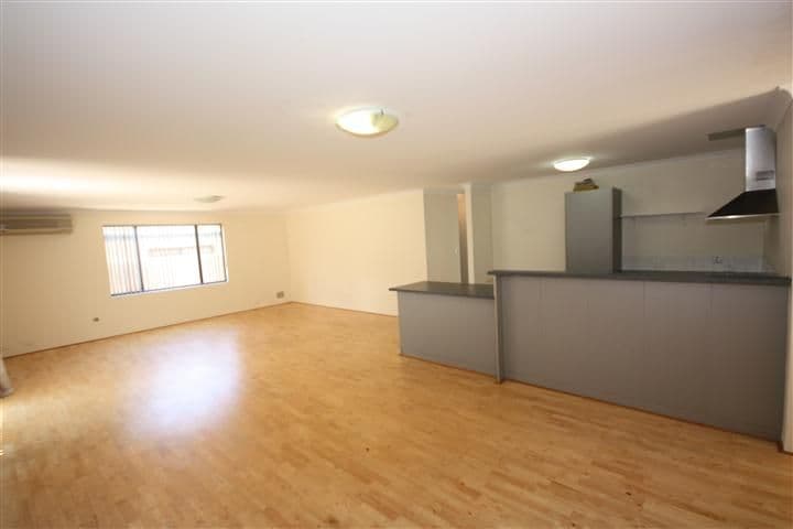 20A Charlwood Way, MORLEY WA 6062, Morley - Thumbnail 4