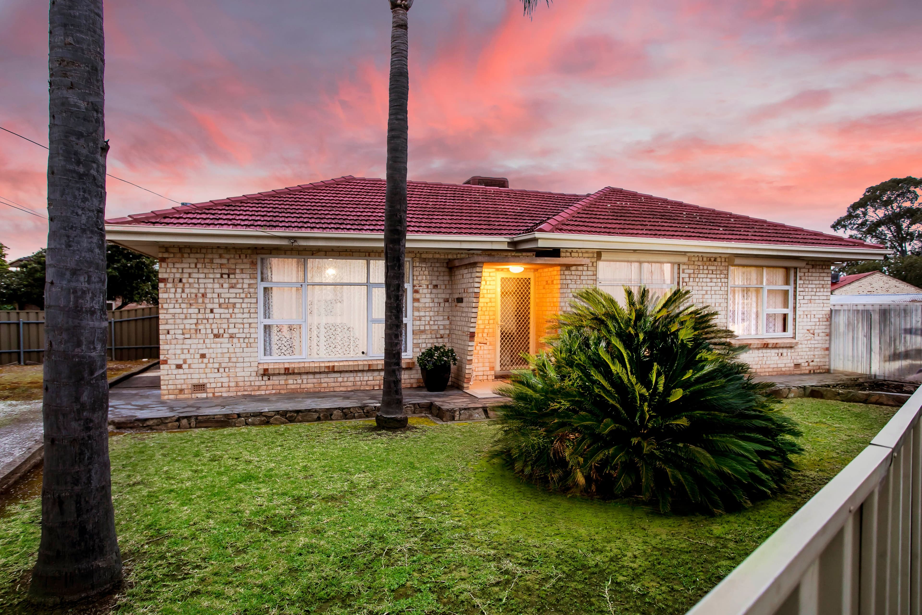1 Essex Avenue, Clovelly Park SA 5042, Clovelly Park - Image 1