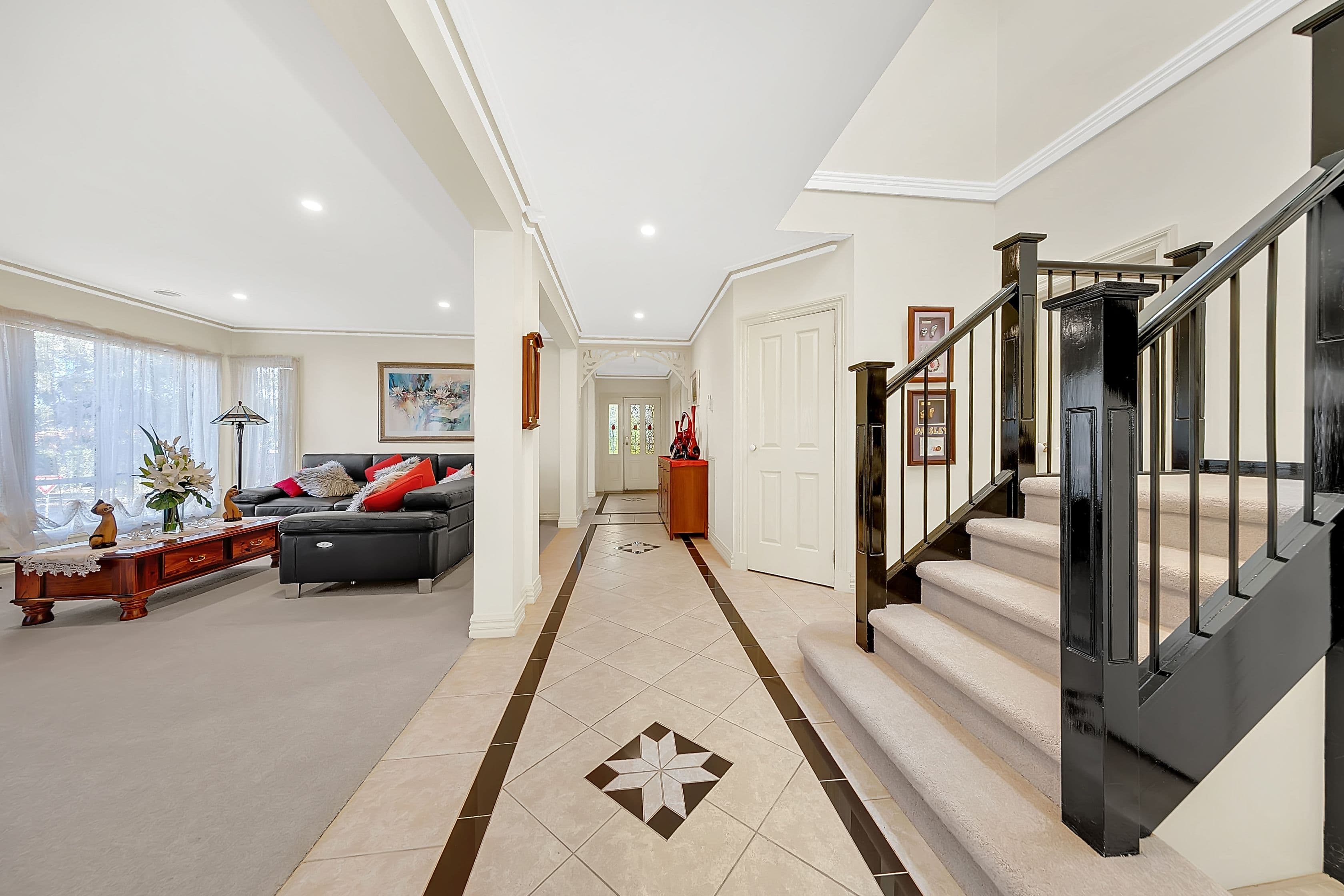 1 Reece Court, South Morang VIC 3752, South Morang - Thumbnail 2