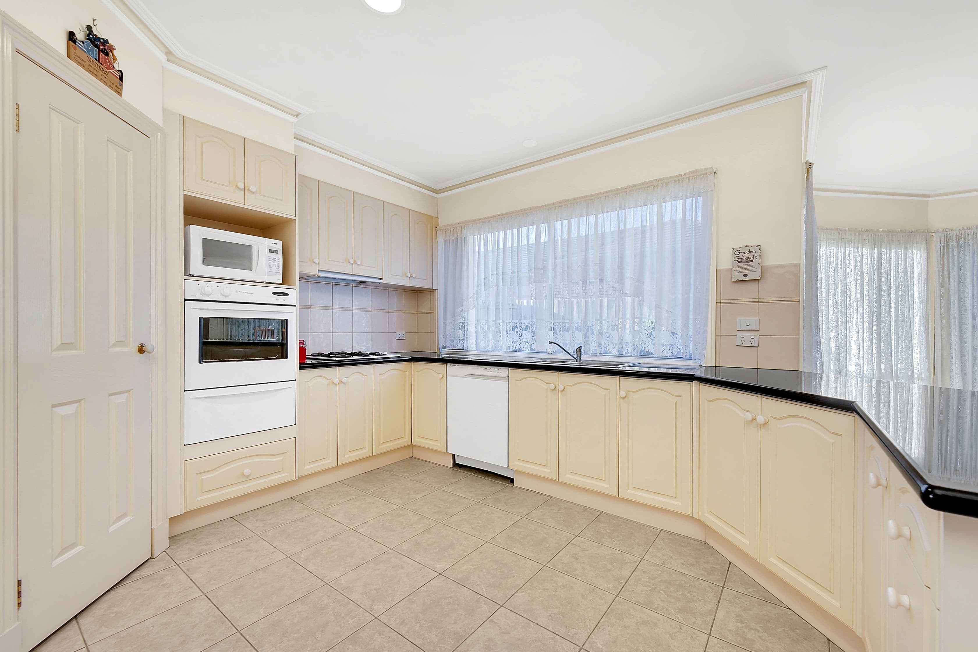 1 Reece Court, South Morang VIC 3752, South Morang - Thumbnail 5