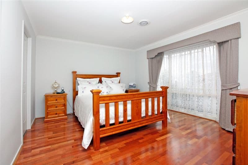10 Hawkesbury Court, THOMASTOWN VIC 3074, Thomastown - Thumbnail 2