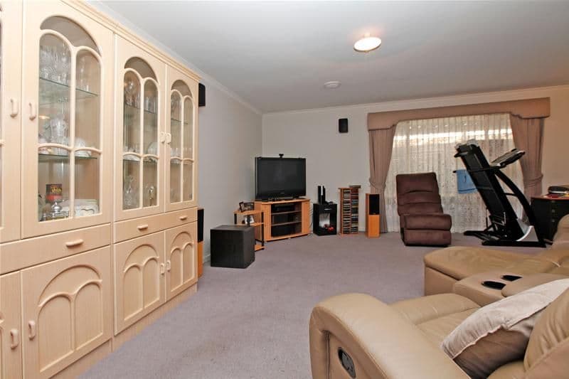 10 Hawkesbury Court, THOMASTOWN VIC 3074, Thomastown - Thumbnail 3