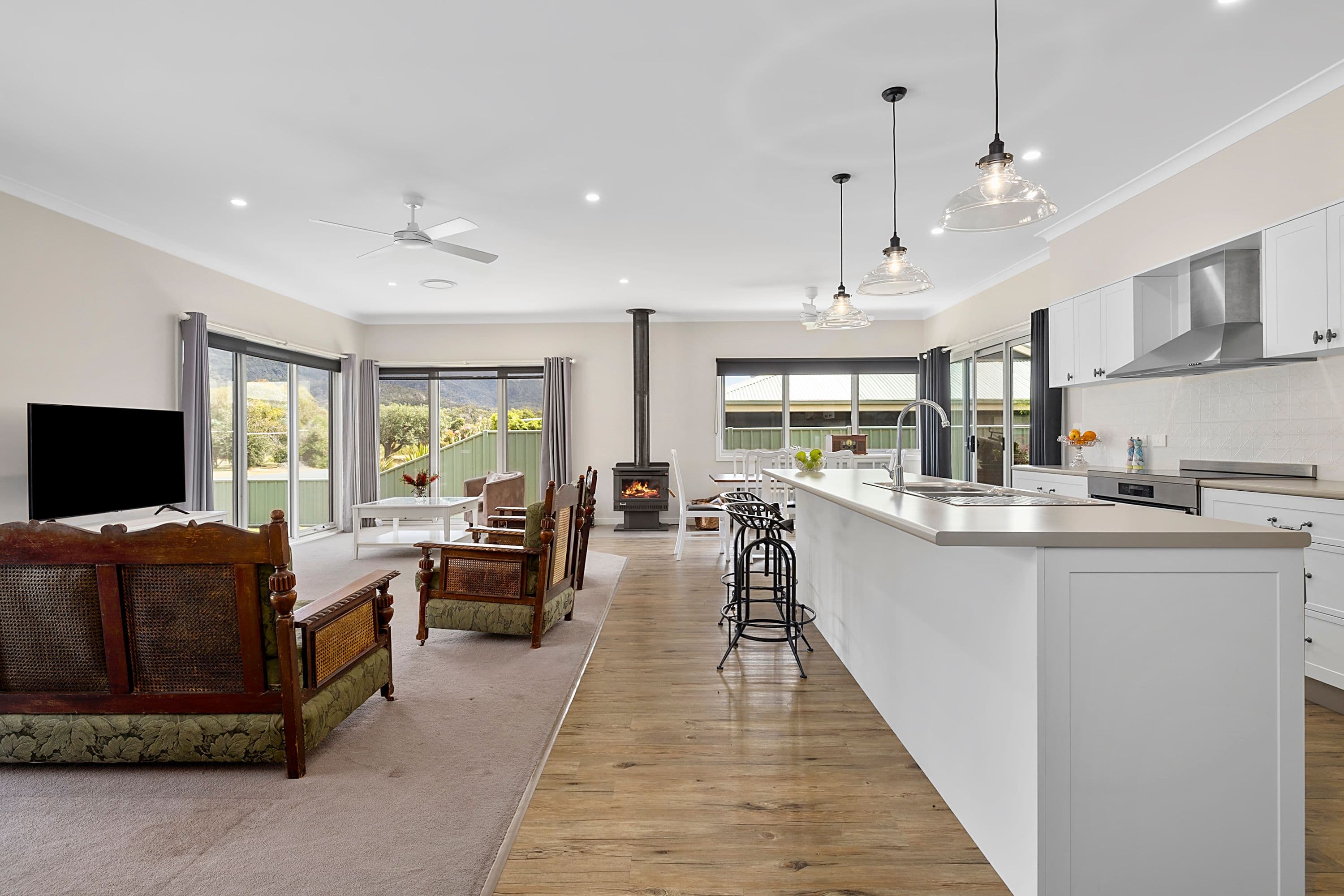 4 Clematis Drive, Halls Gap VIC 3381, Halls Gap - Thumbnail 3