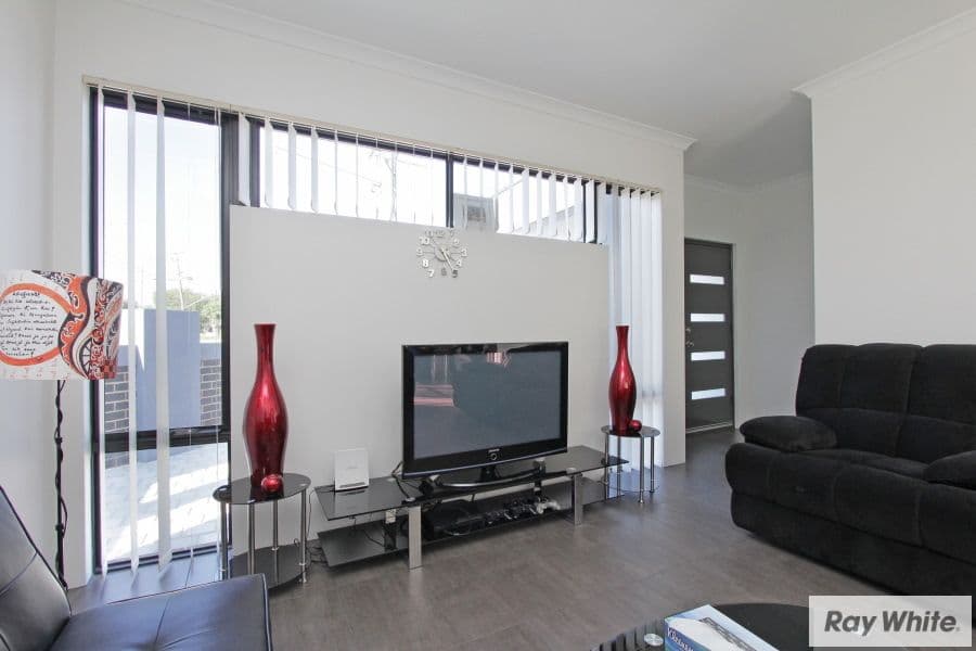 1 Stephen Street, Queens Park WA 6107, Queens Park - Thumbnail 3