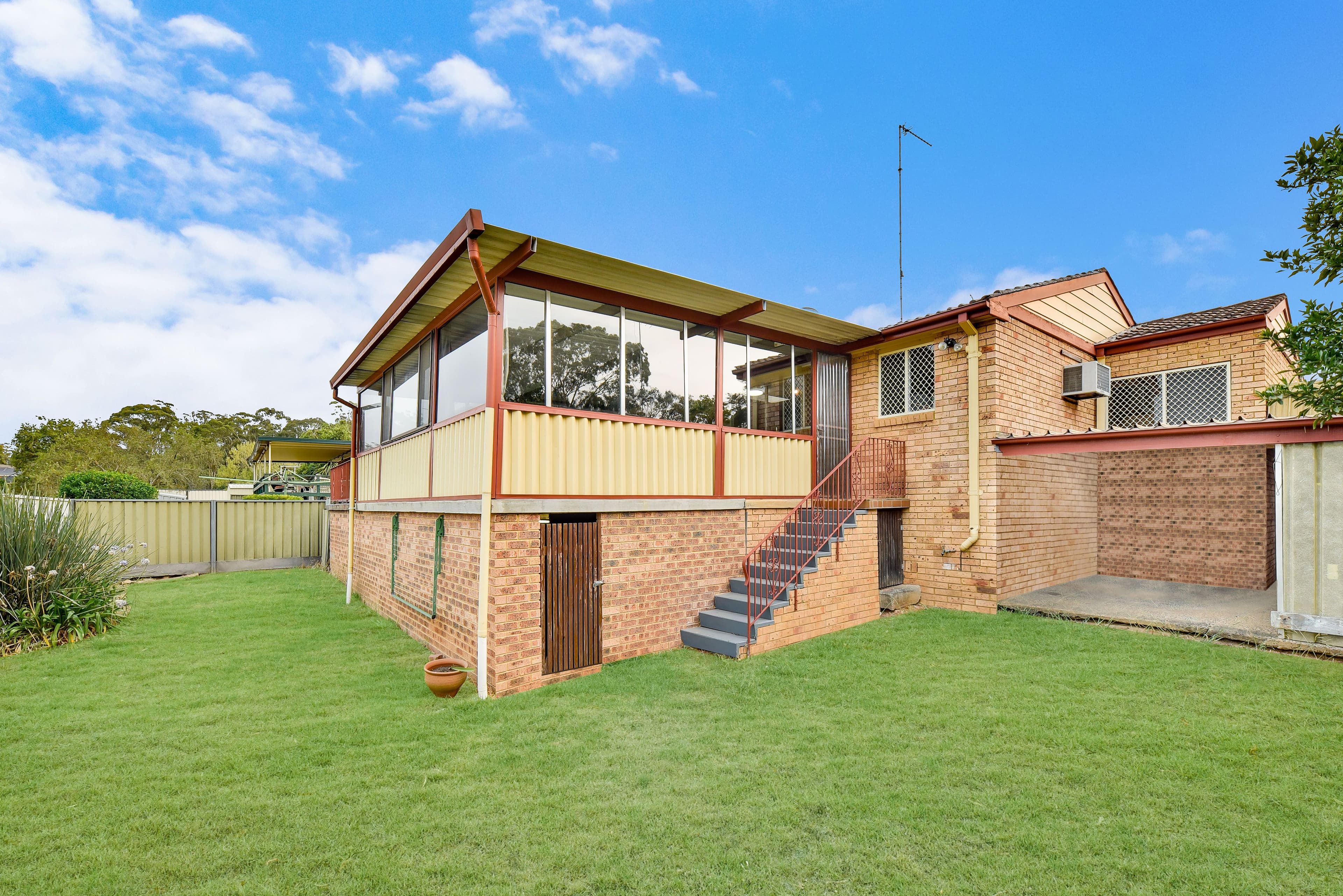 9 Cheeryble Place, Ambarvale - Thumbnail 2