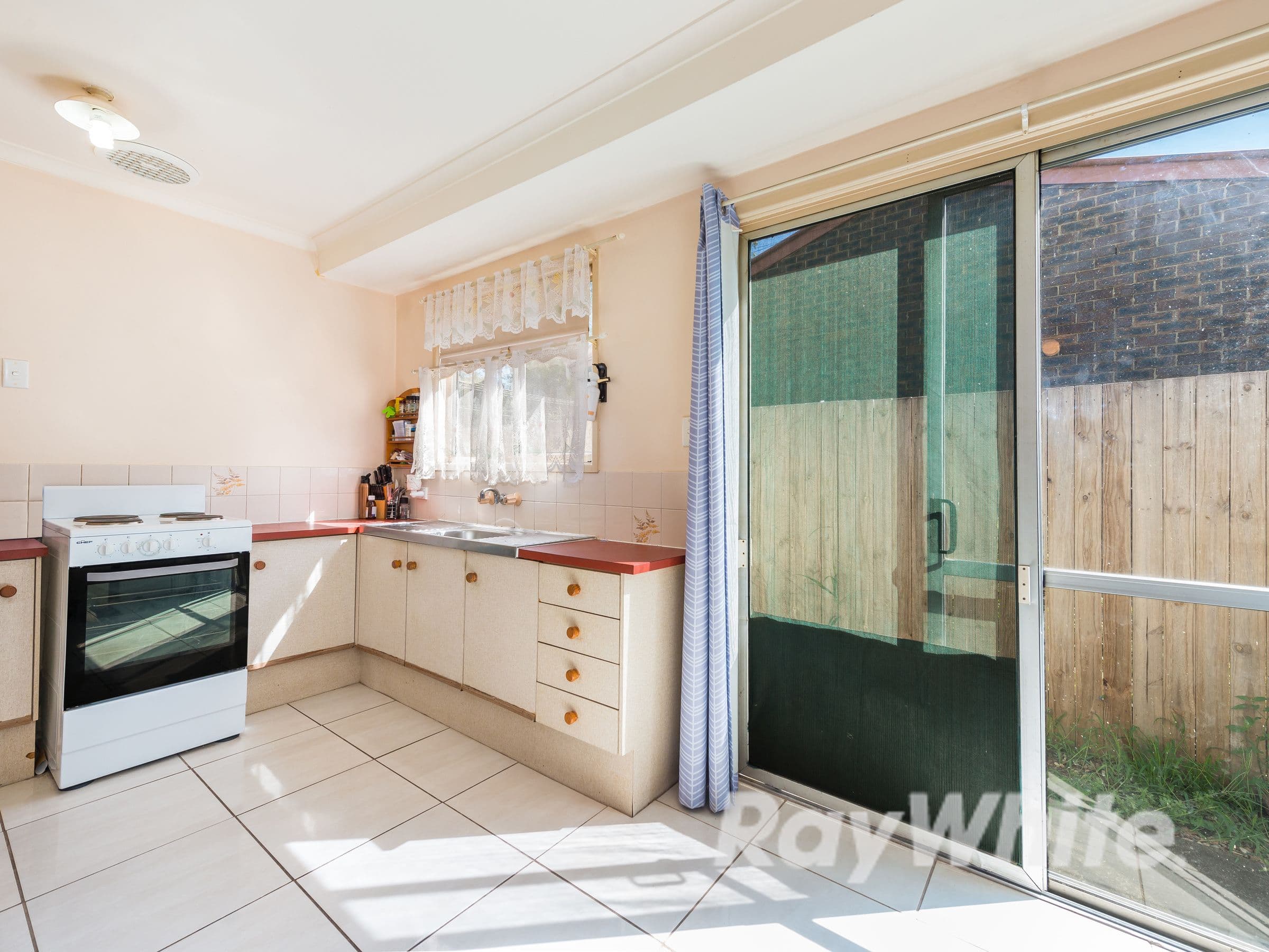 27 Gazania Street, Kingston QLD 4114, Kingston - Thumbnail 4