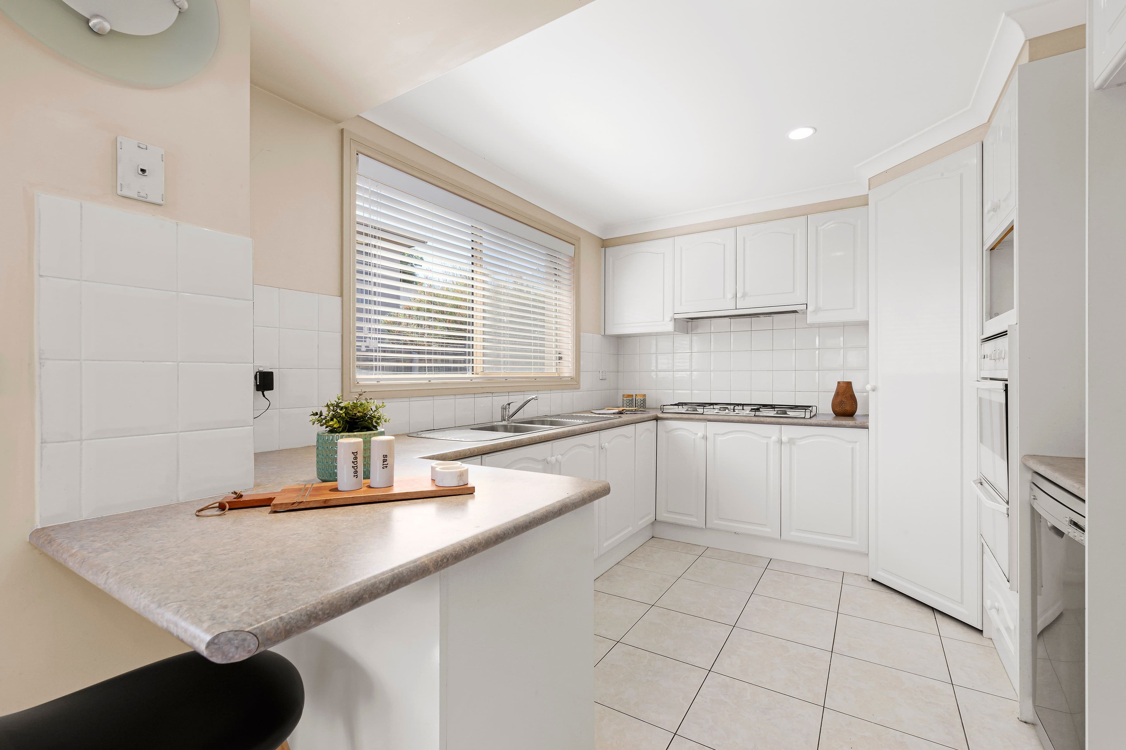 30 Farnham Crescent, Mill Park VIC 3082, Mill Park - Thumbnail 4
