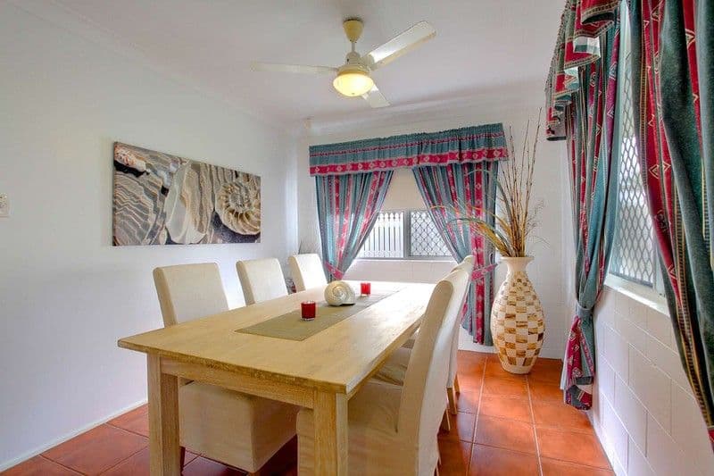 2 Dalkeith Crescent, MOUNT LOUISA QLD 4814, Mount Louisa - Thumbnail 4