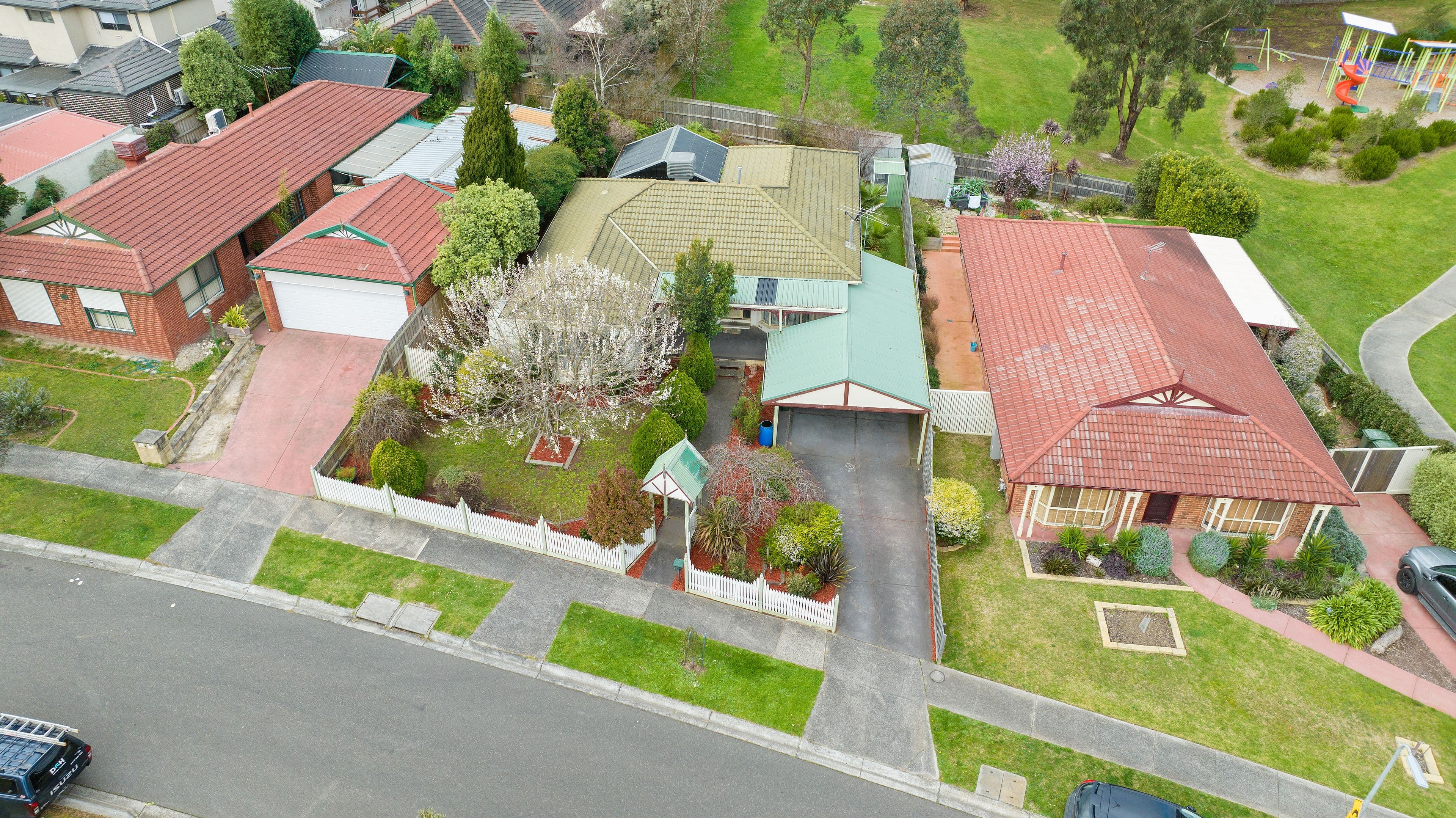 6 Honeyeater Terrace, South Morang VIC 3752, South Morang - Thumbnail 2