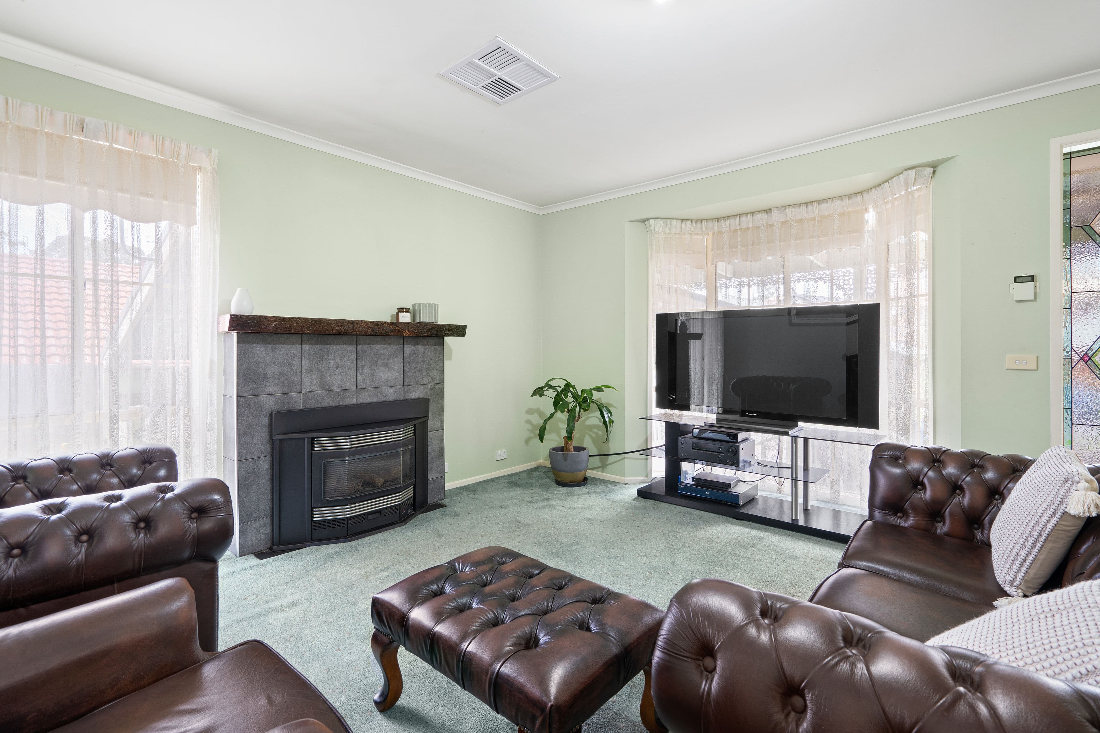 6 Honeyeater Terrace, South Morang VIC 3752, South Morang - Thumbnail 3