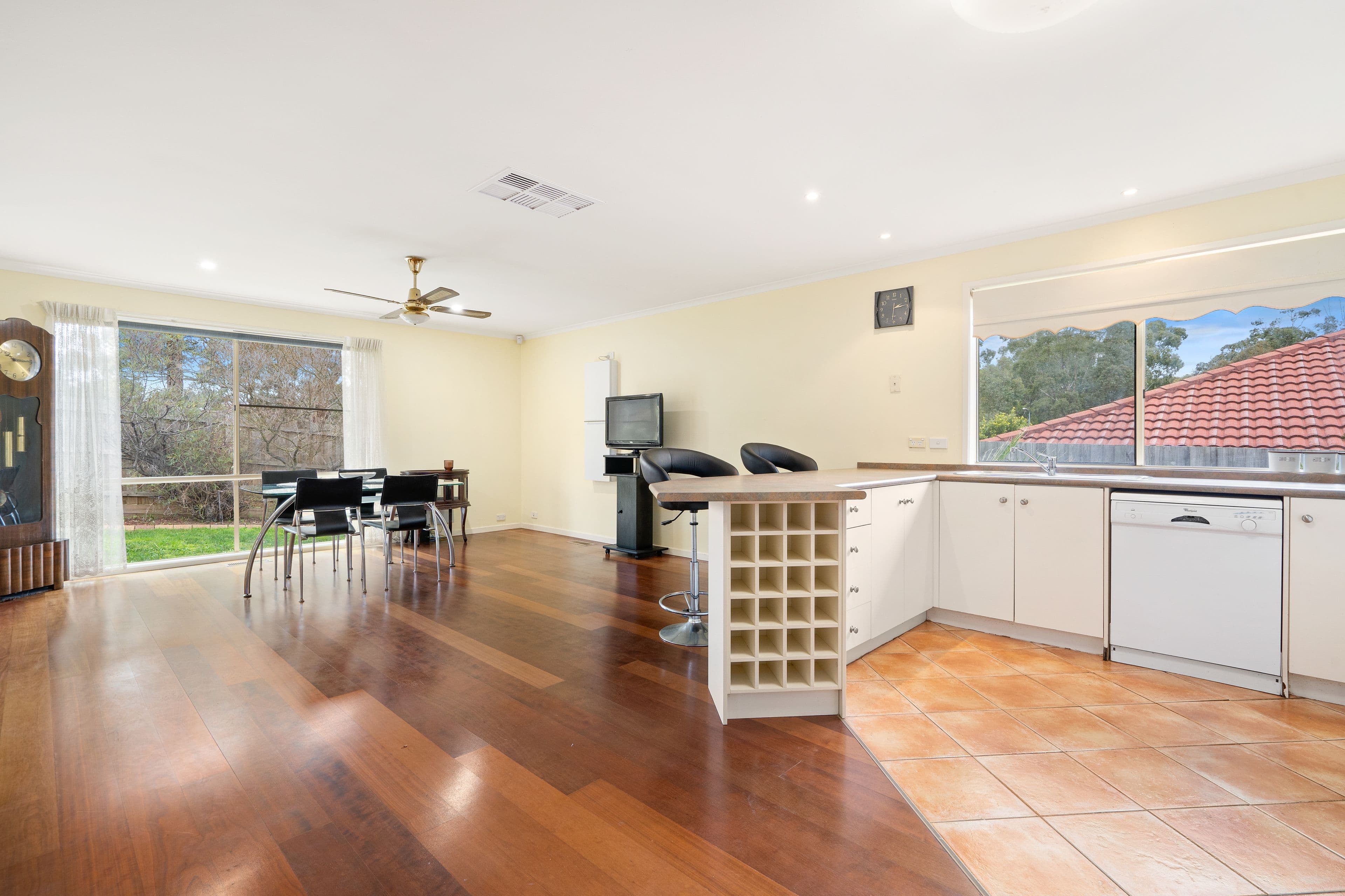 6 Honeyeater Terrace, South Morang VIC 3752, South Morang - Thumbnail 5