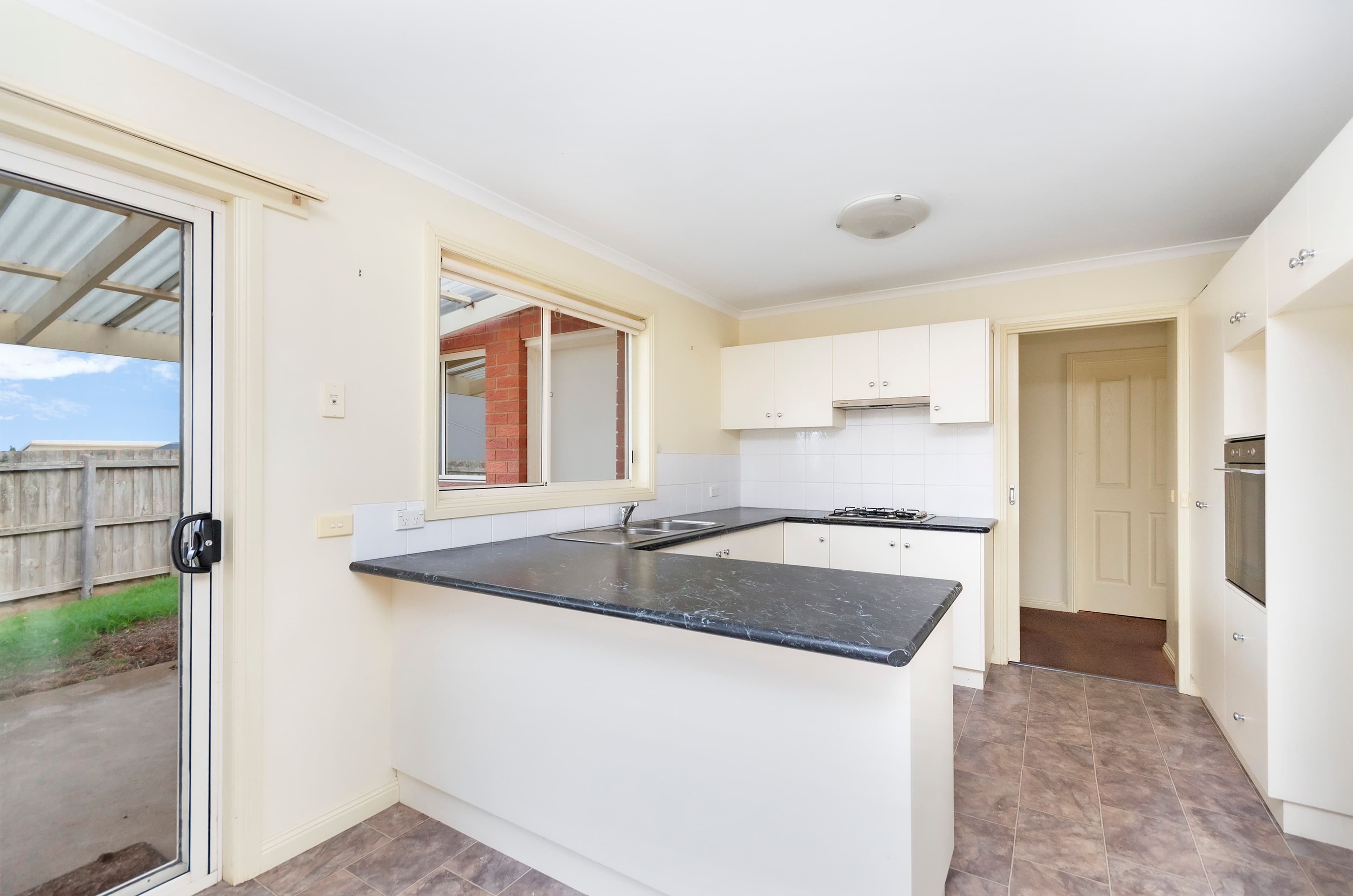 19 Nina Street, Warrnambool VIC 3280, Warrnambool - Thumbnail 3