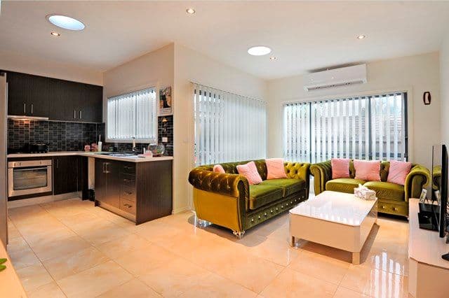 7 Pinetree Crescent, LALOR VIC 3075, Lalor - Thumbnail 3