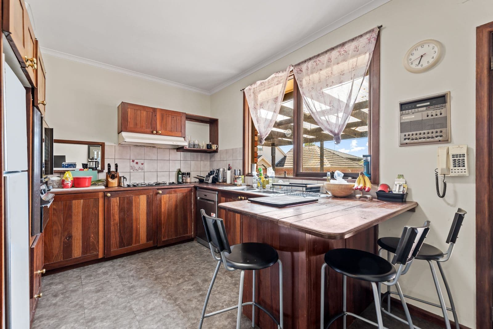 4 Lyons Street, Mount Waverley VIC 3149, Mount Waverley - Thumbnail 6