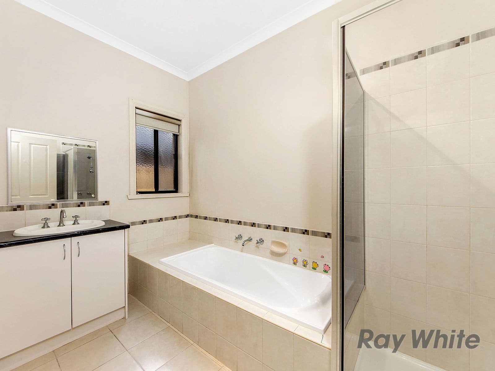 34 Medfield Avenue, Avondale Heights VIC 3034, Avondale Heights - Thumbnail 6