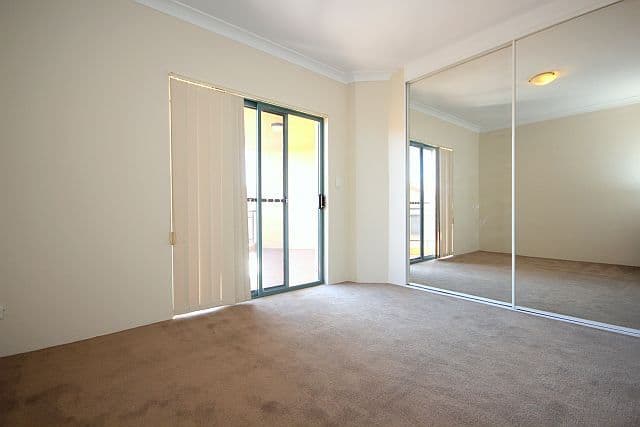 28 Meredith Street, BANKSTOWN NSW 2200, Bankstown - Thumbnail 5