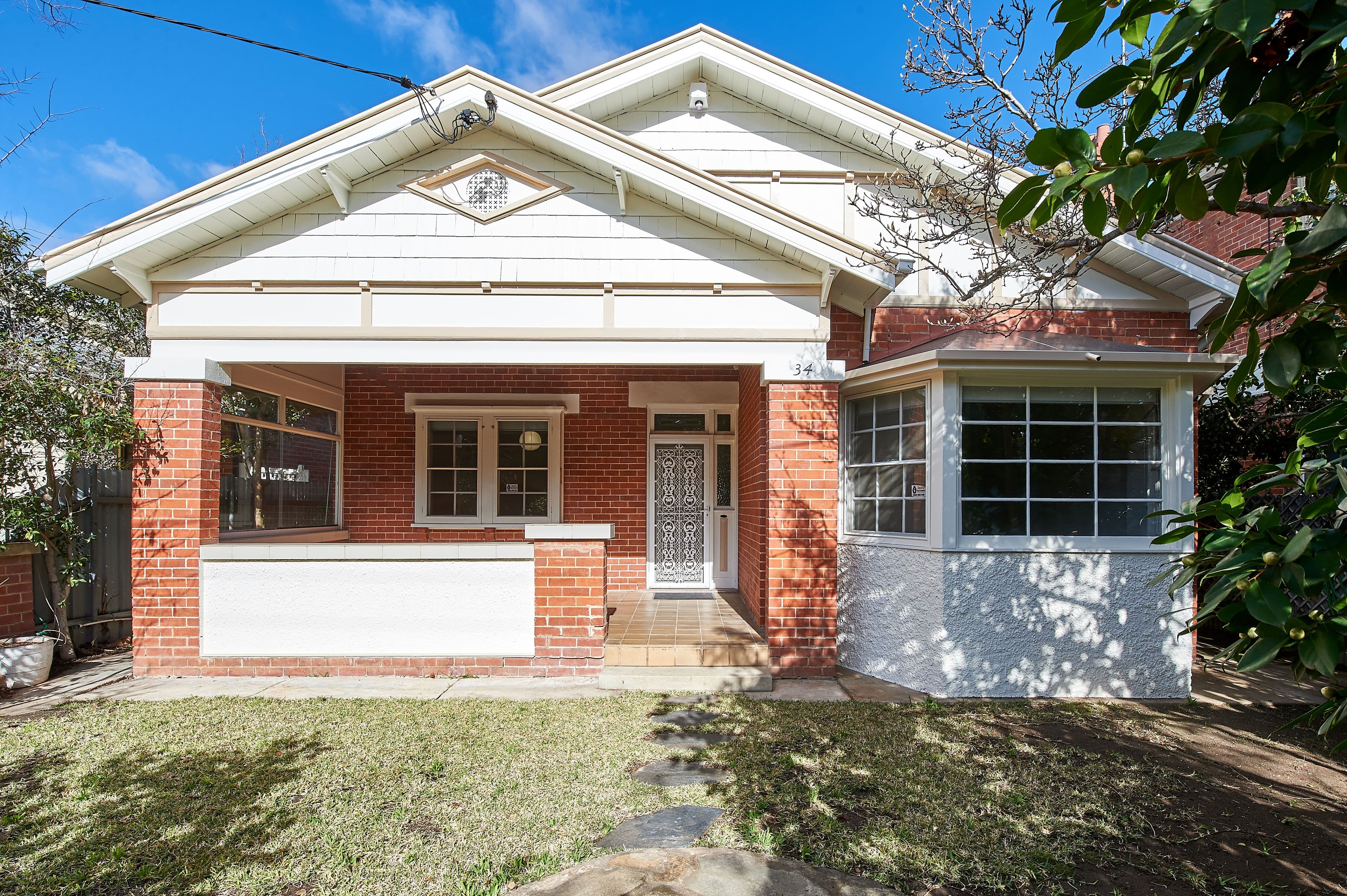 34 The Esplanade, Wagga Wagga - Image 1