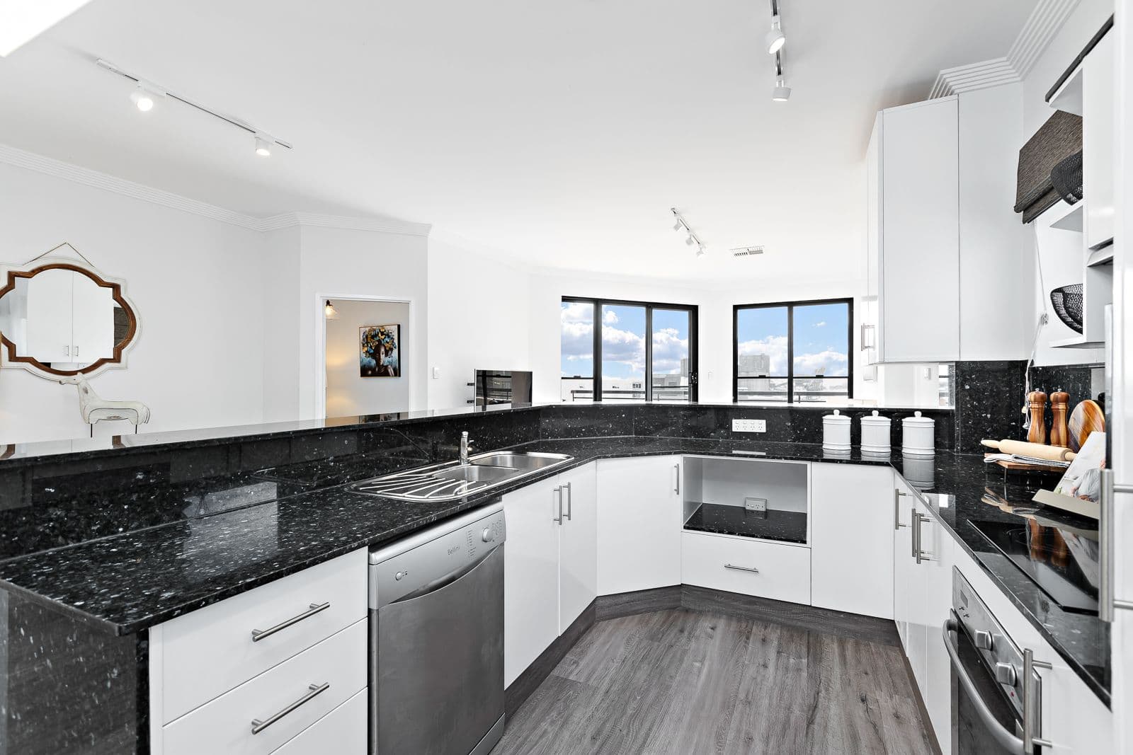 522 Hunter Street, Newcastle NSW 2300, Newcastle - Thumbnail 3