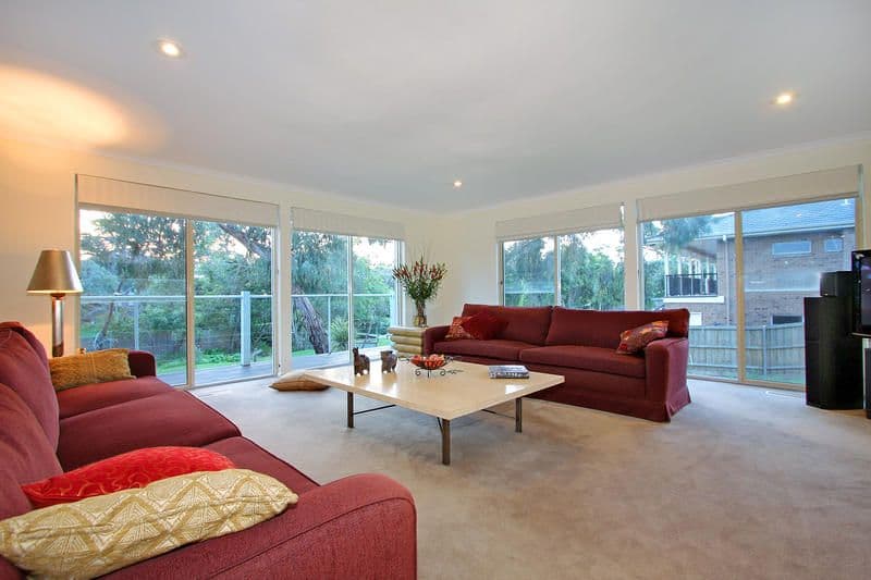 20  Marchington Avenue, MORNINGTON VIC 3931, Mornington - Thumbnail 4