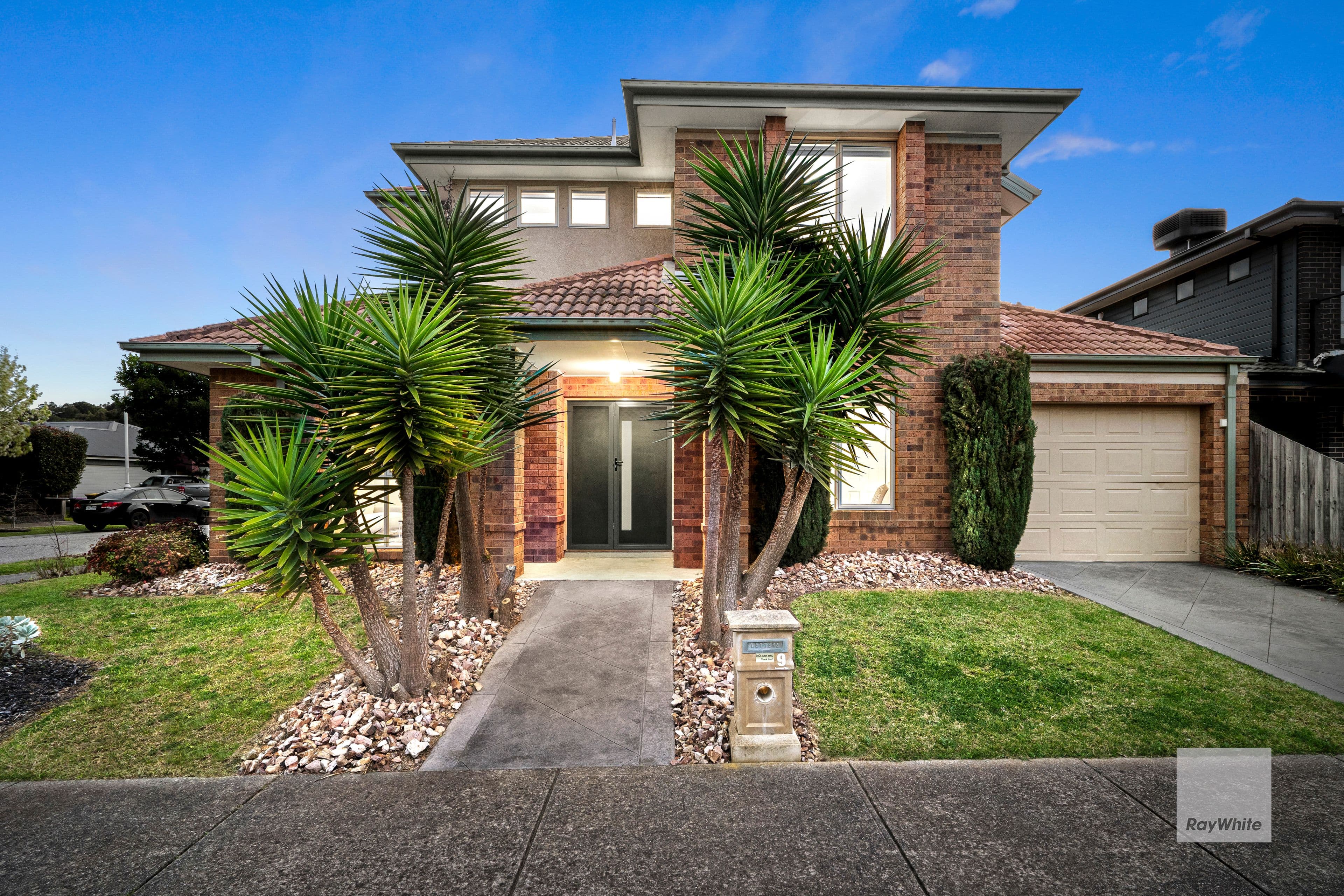 9 Loveridge Way, South Morang VIC 3752, South Morang - Image 1
