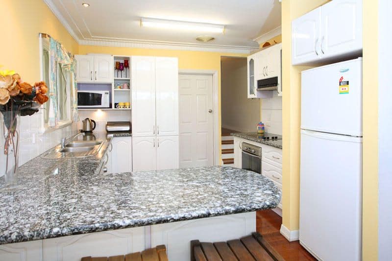 19 Windrest Avenue, ASPLEY QLD 4034, Aspley - Thumbnail 4