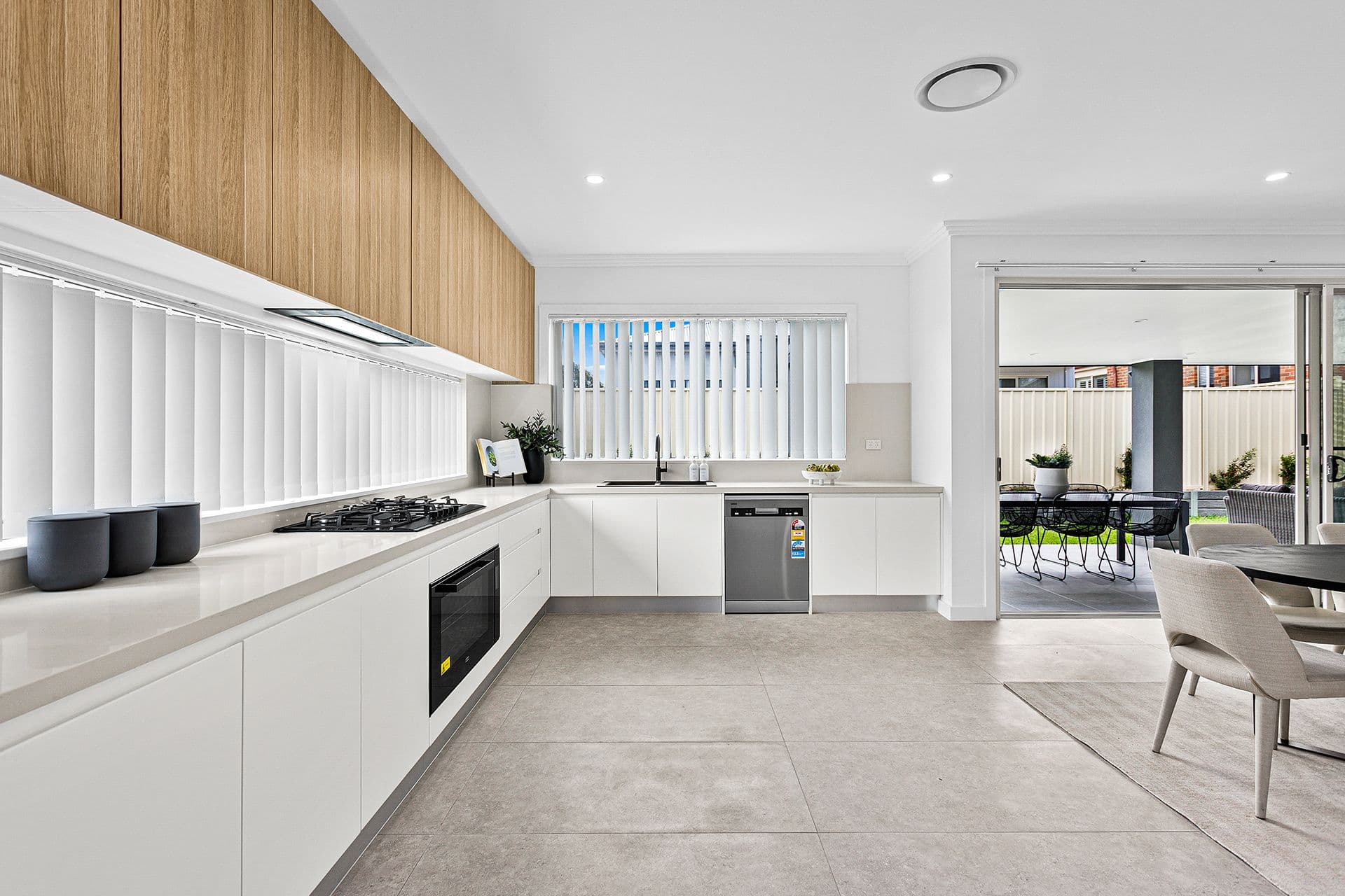12 Stuart Street, Helensburgh NSW 2508, Helensburgh - Thumbnail 4