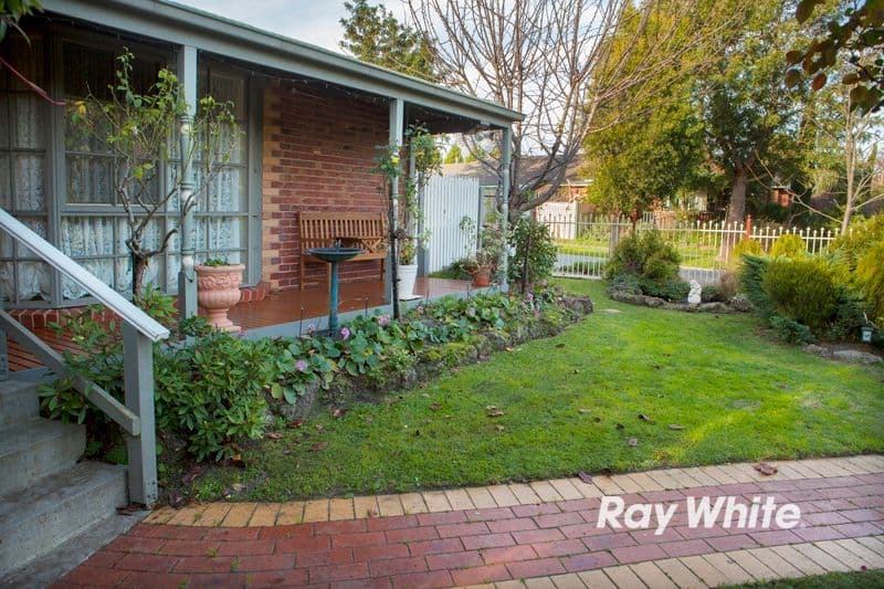 32 Cotoneaster Way, LANGWARRIN VIC 3910, Langwarrin - Thumbnail 3