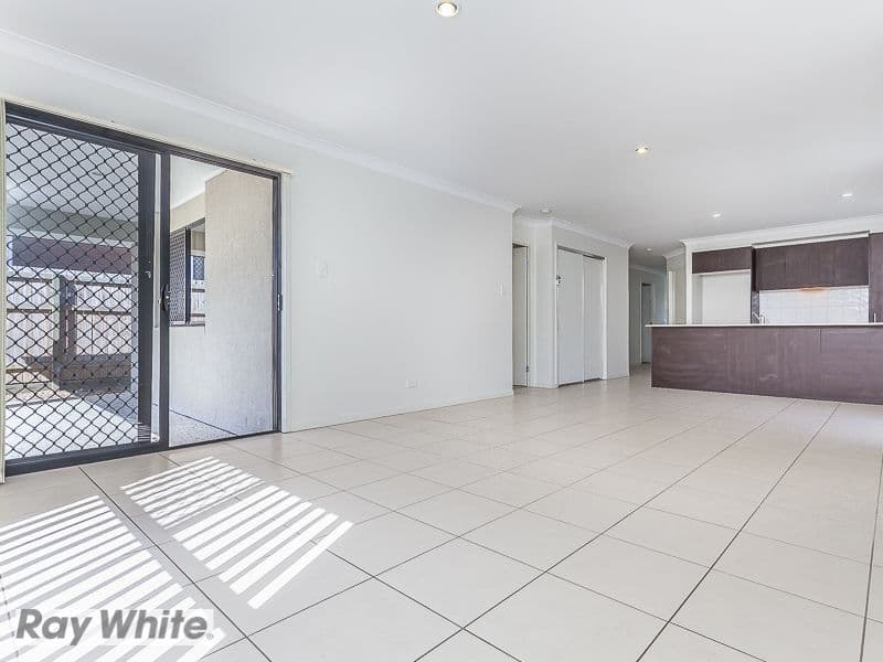 26 Hartley Crescent, NORTH LAKES QLD 4509, North Lakes - Thumbnail 4