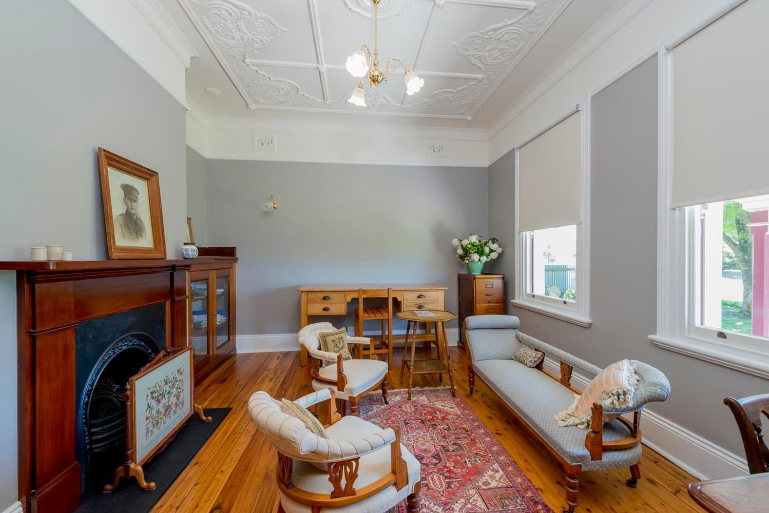 6 Railway Avenue, Tenterfield - Thumbnail 3