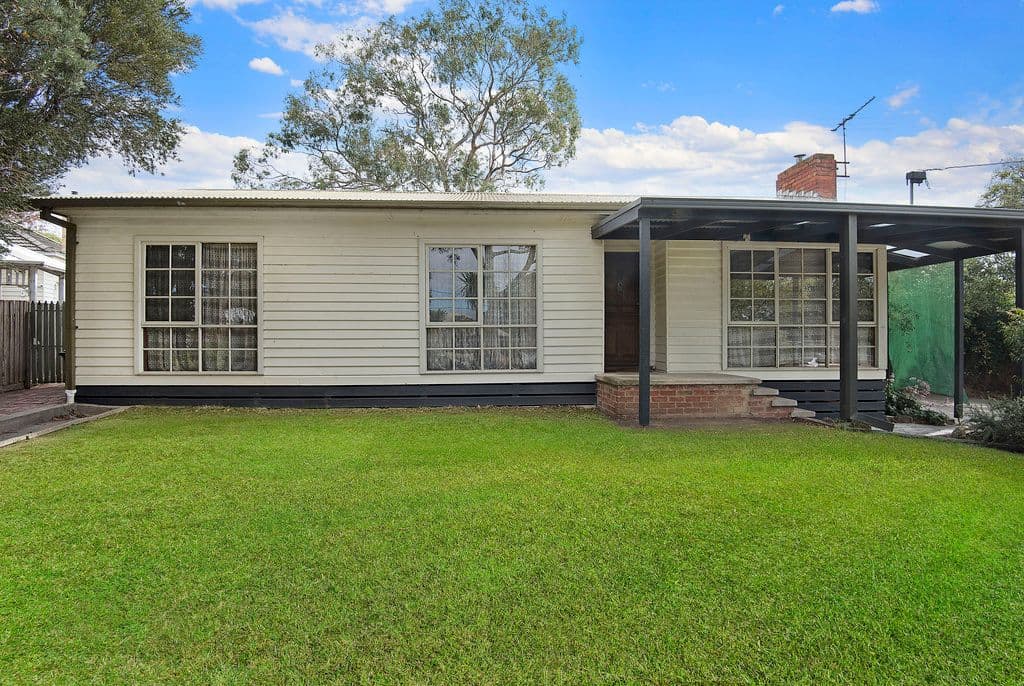 7 Reeves Street, Watsonia VIC 3087, Watsonia - Thumbnail 2