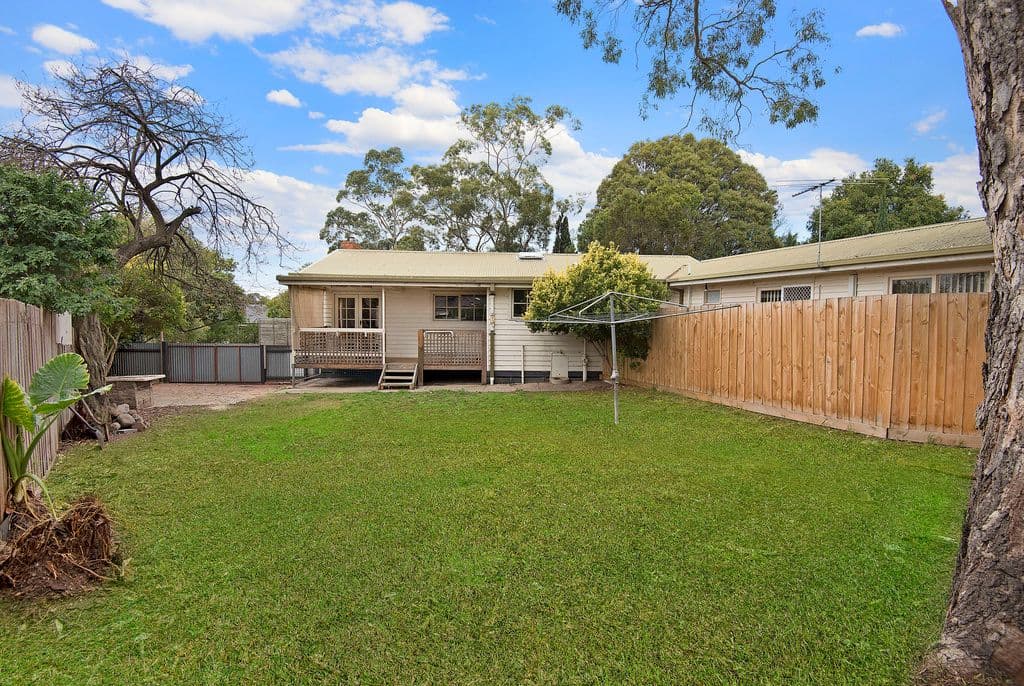 7 Reeves Street, Watsonia VIC 3087, Watsonia - Thumbnail 4