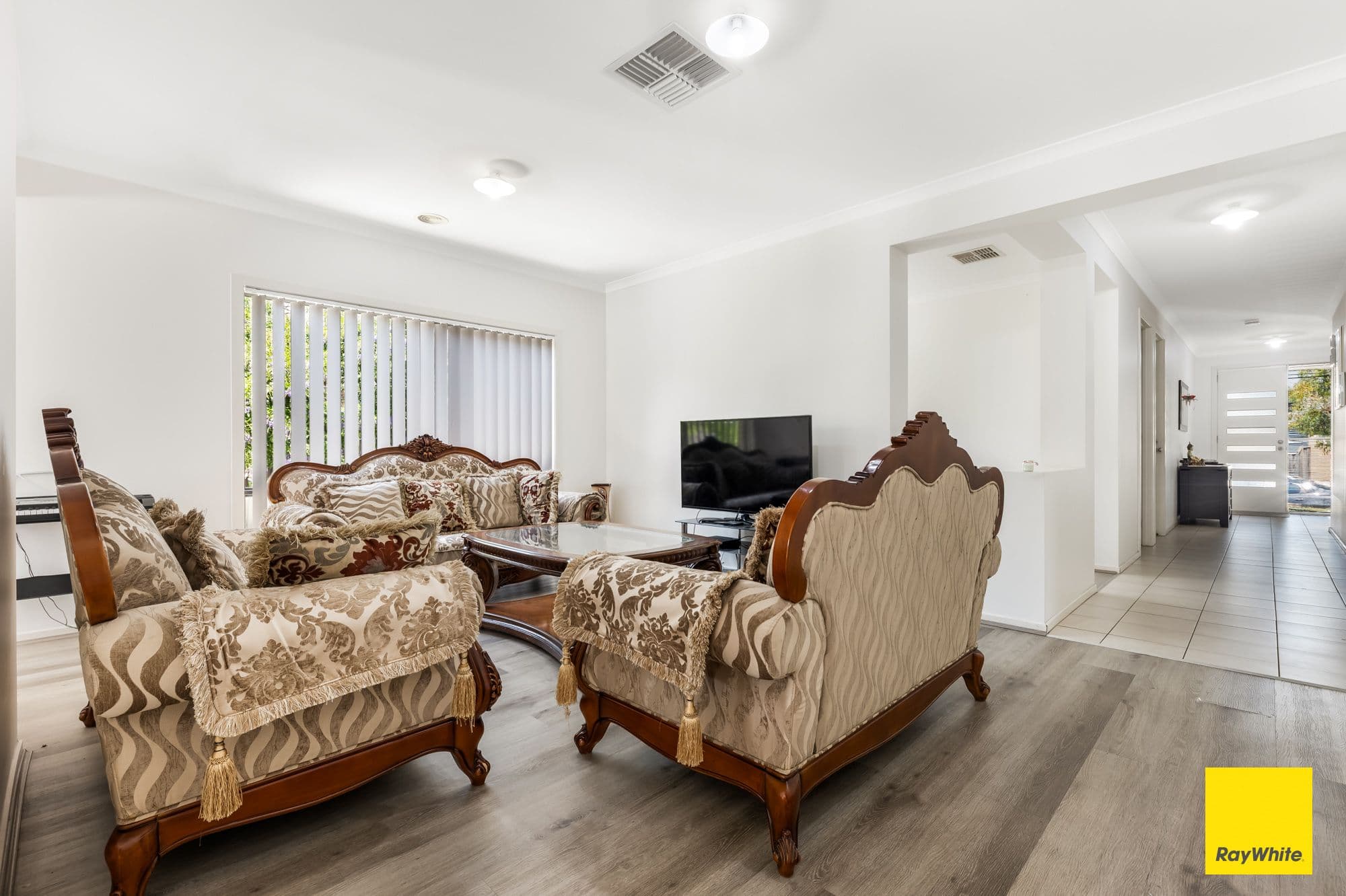 16 Larson Avenue, Tarneit VIC 3029, Tarneit - Thumbnail 5