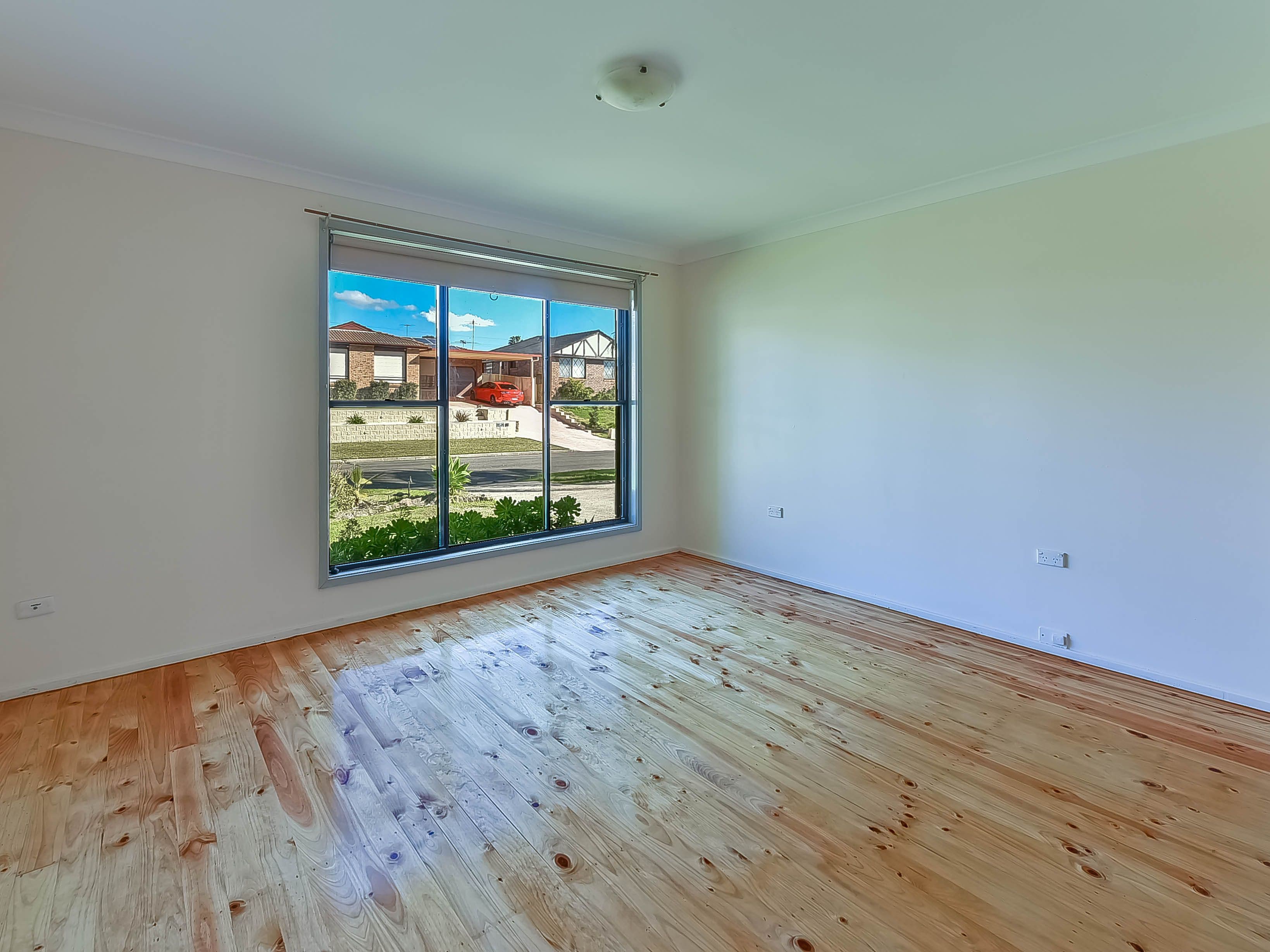 7 Randall Avenue, Minto - Thumbnail 3