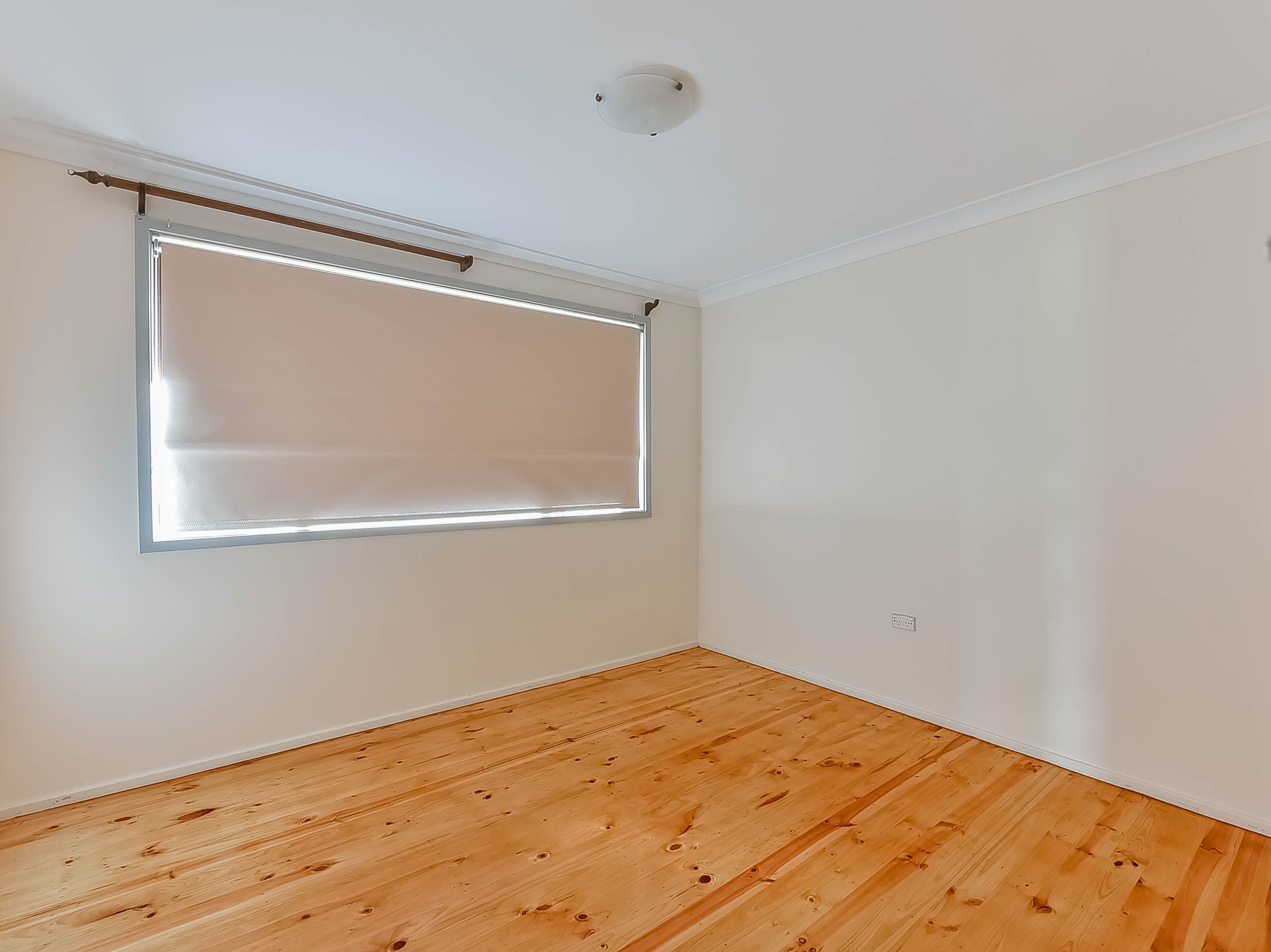 7 Randall Avenue, Minto - Thumbnail 6