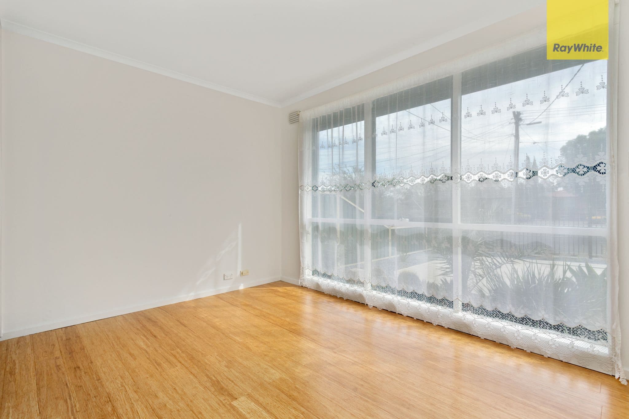 10 Edgeware Close, Kealba VIC 3021, Kealba - Thumbnail 6