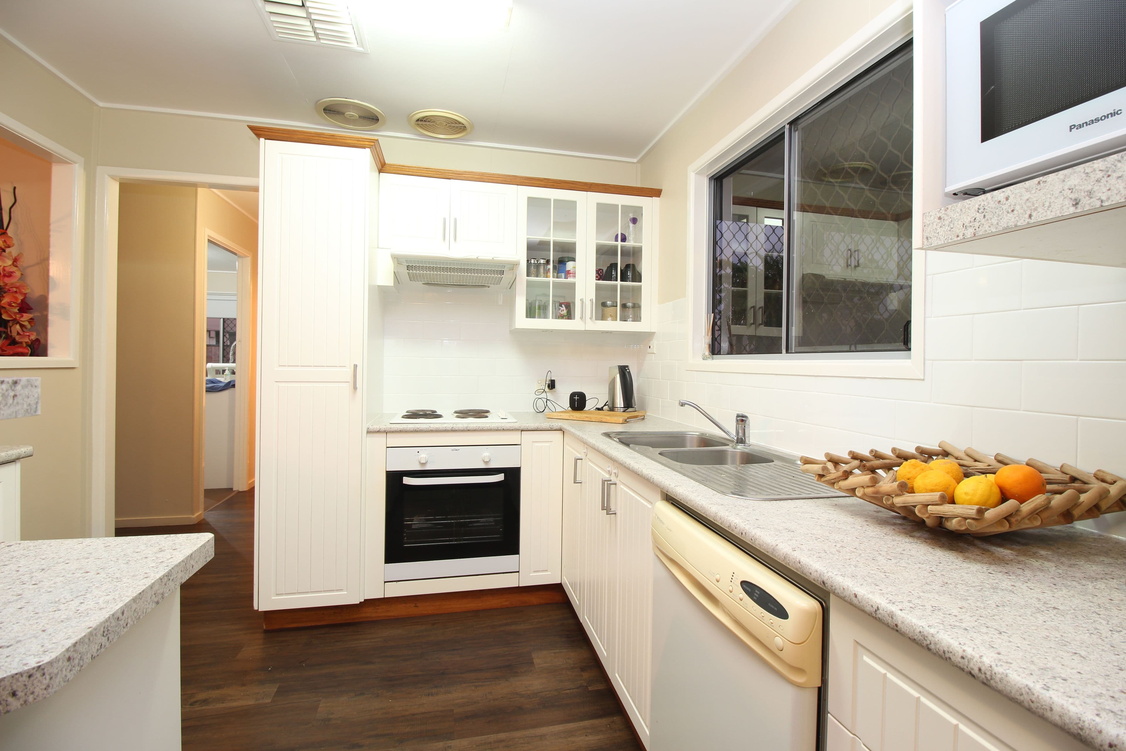 10 Dearden Place, Emerald QLD 4720, Emerald - Thumbnail 7